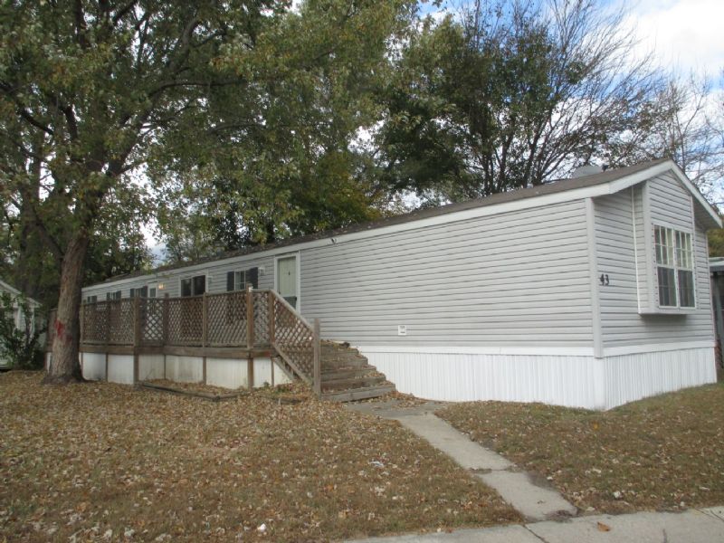 Mobile Home Park in Edwardsville, KS Edwardsville Village