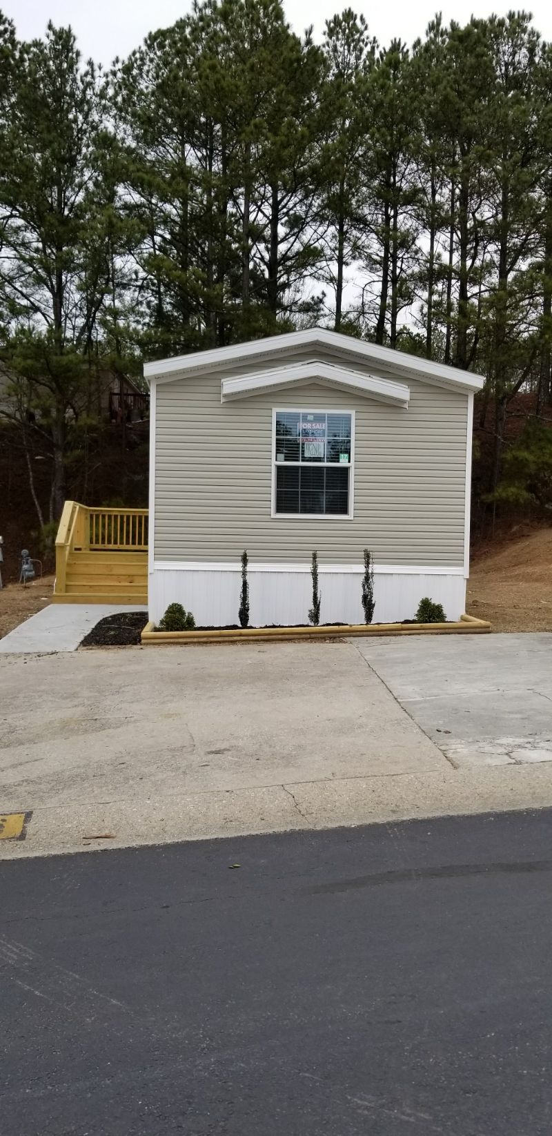 A photo of the The Village at Six Flags Home
