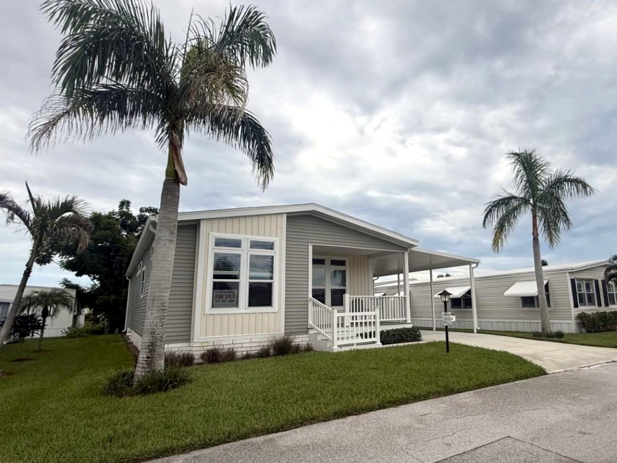 A photo of the Pinelake Village Home