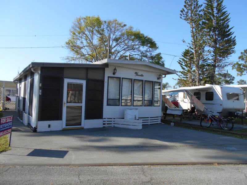 Mobile Home Park in Frostproof, FL Camp Inn