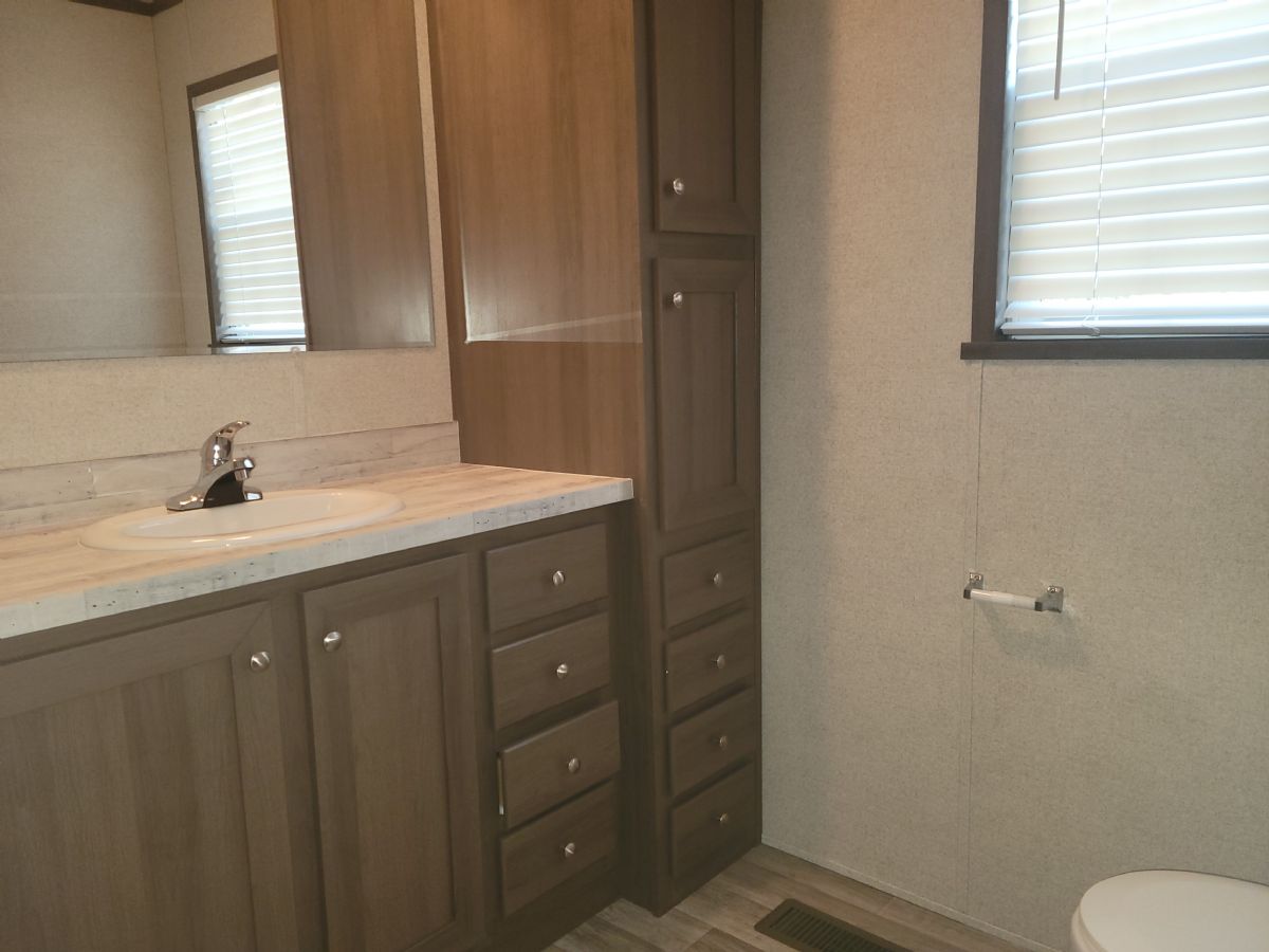A photo of the Oak Grove Home