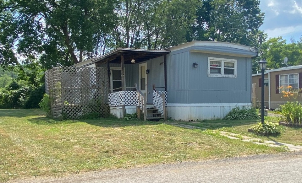 Mobile Home Park in Finleyville, PA South Park