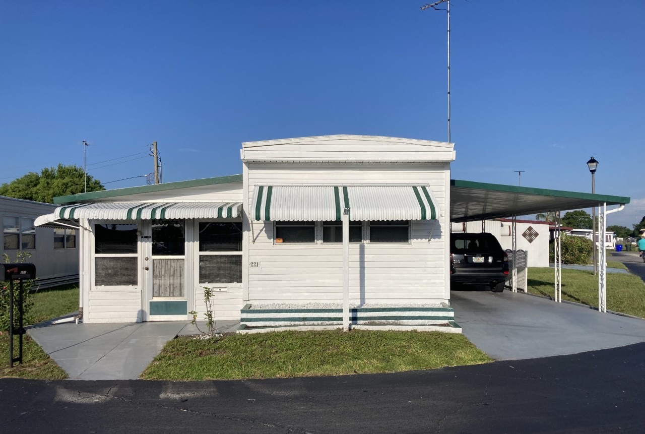 Mobile Home Park in Lakeland, FL Sterling