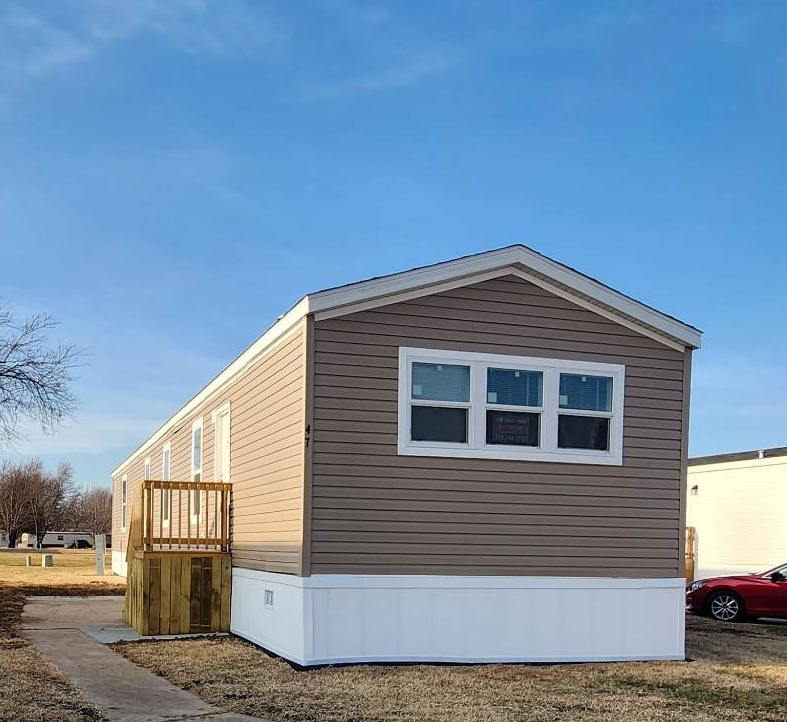 Manufactured & Mobile Homes in Park City KS Chisholm Creek