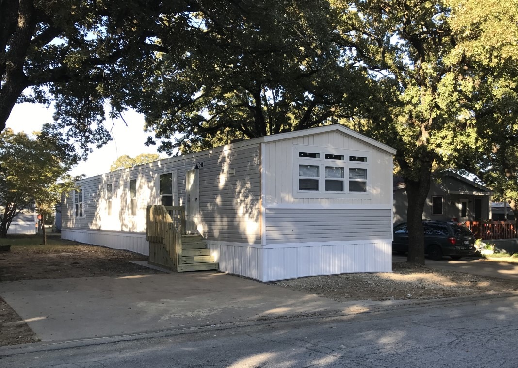 Mobile Home Park in Lewisville, TX Northwood