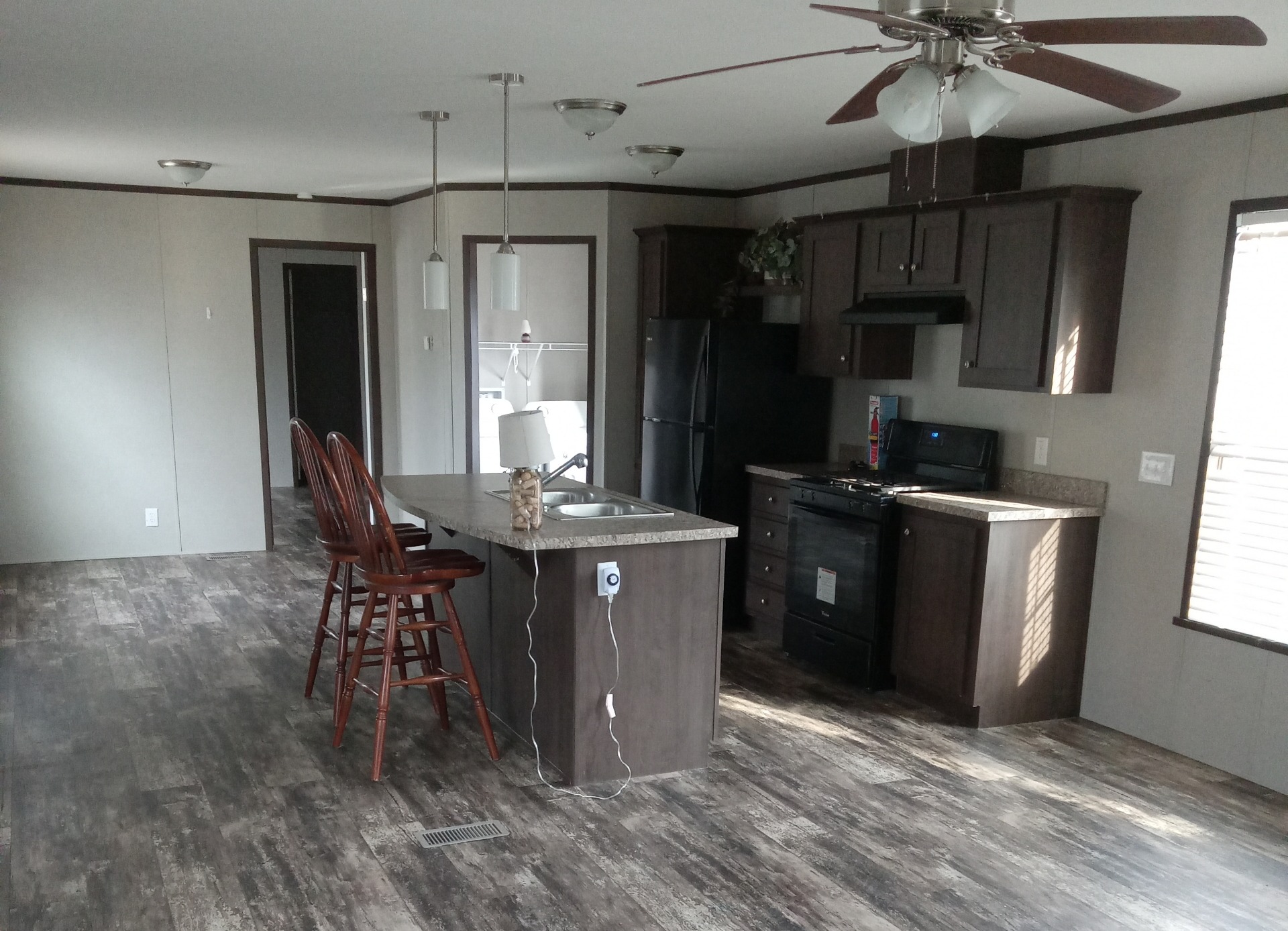 3 Bedroom 2 Bath Manufactured Home For Sale in Brookfield, OH 75139