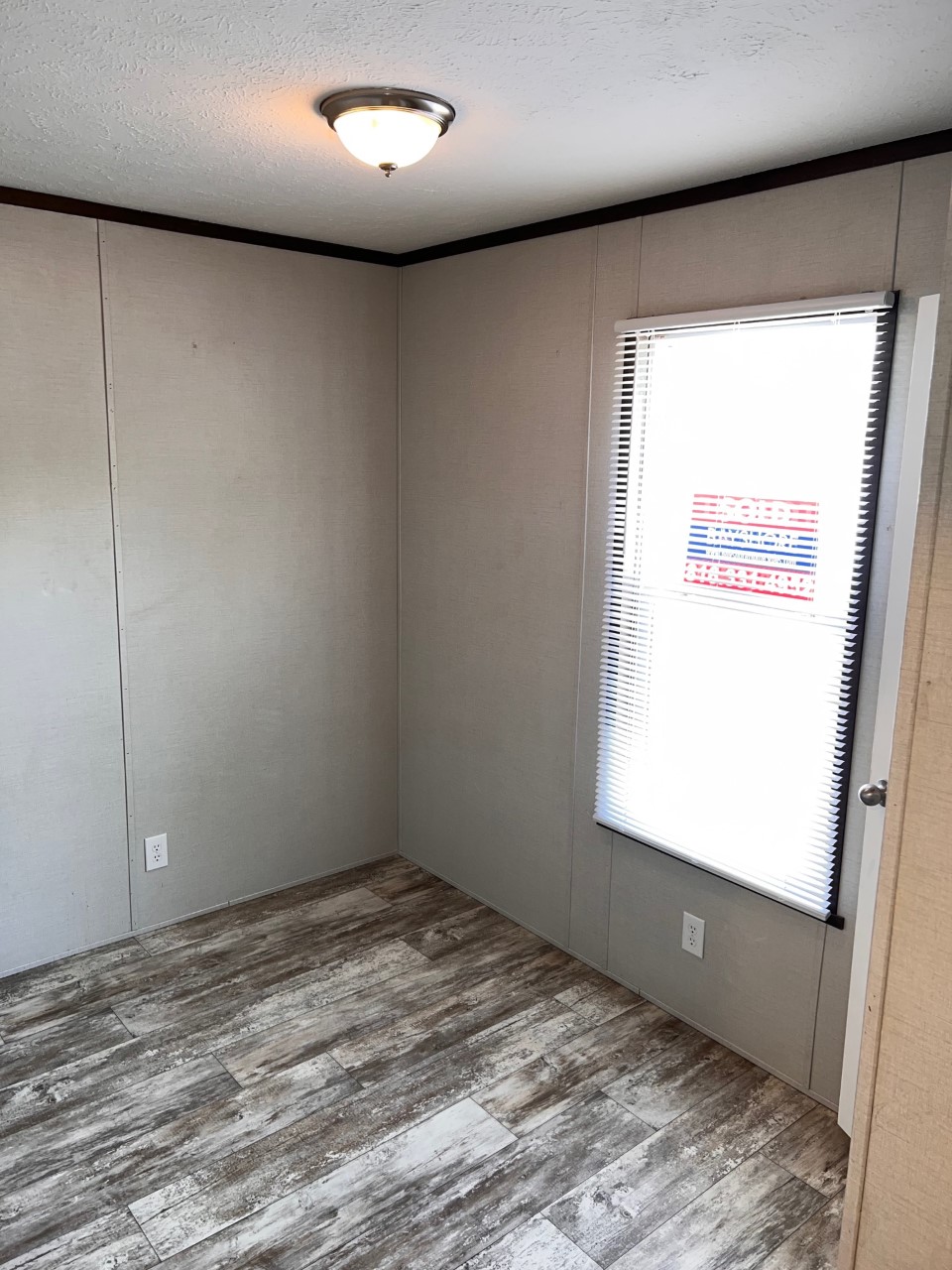 A photo of the Springdale Lake Home