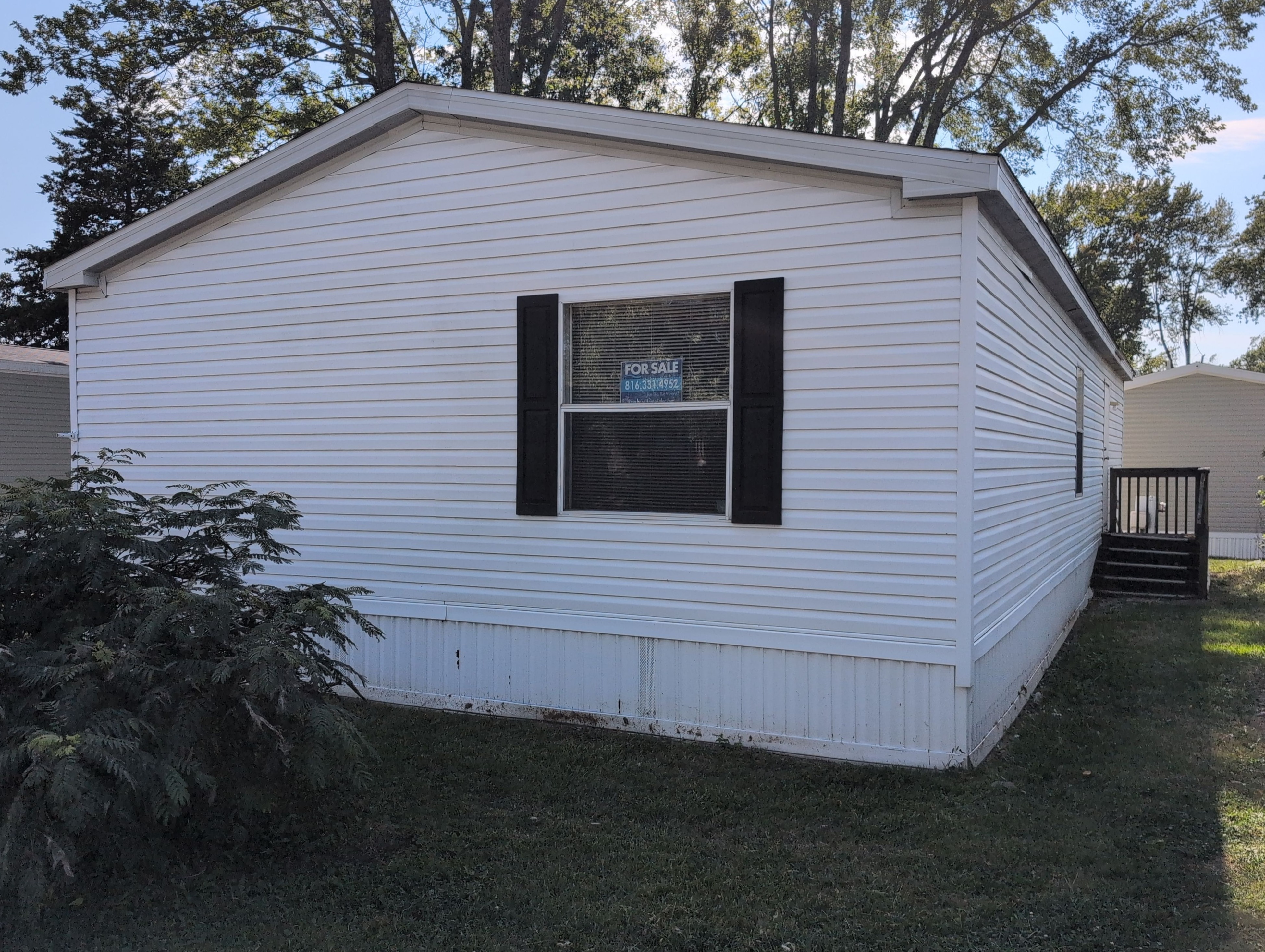 A photo of the Springdale Lake Home