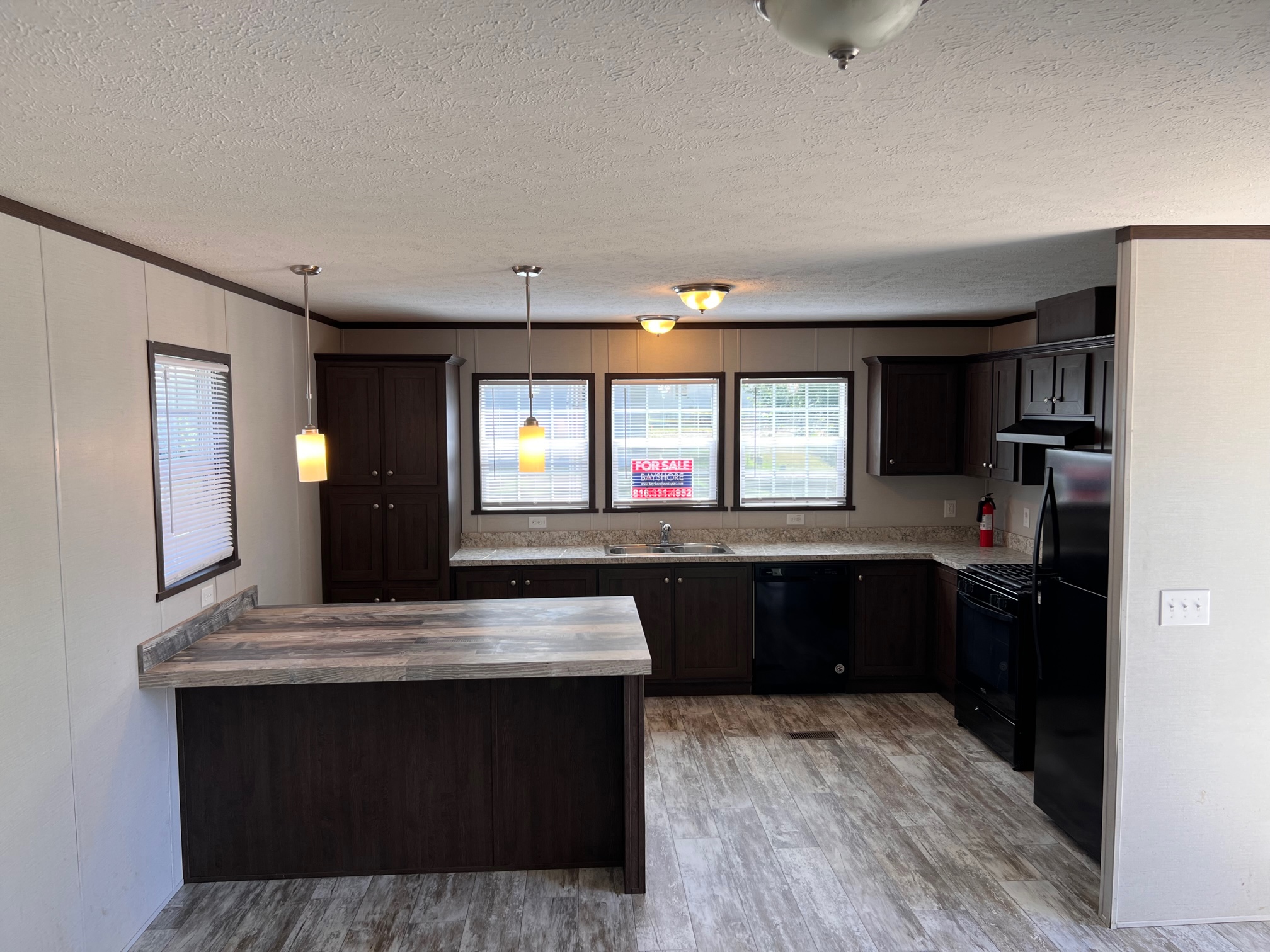 A photo of the Springdale Lake Home