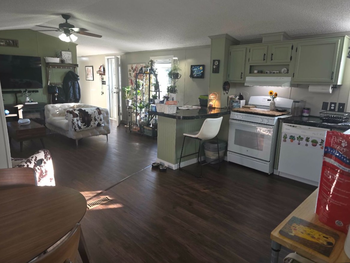 A photo of the Alpine Park Home