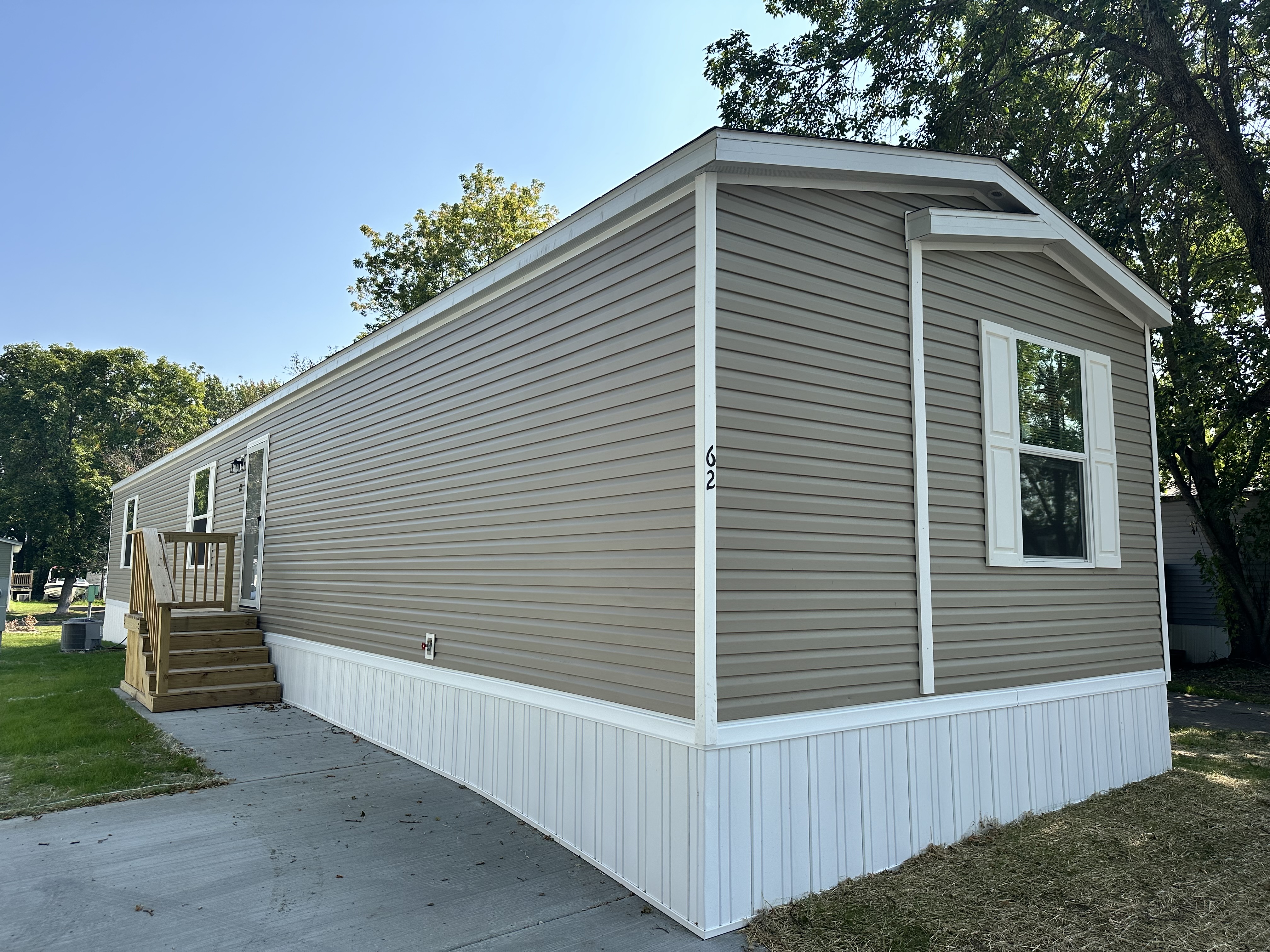 A photo of the Lakeshore Terrace Home