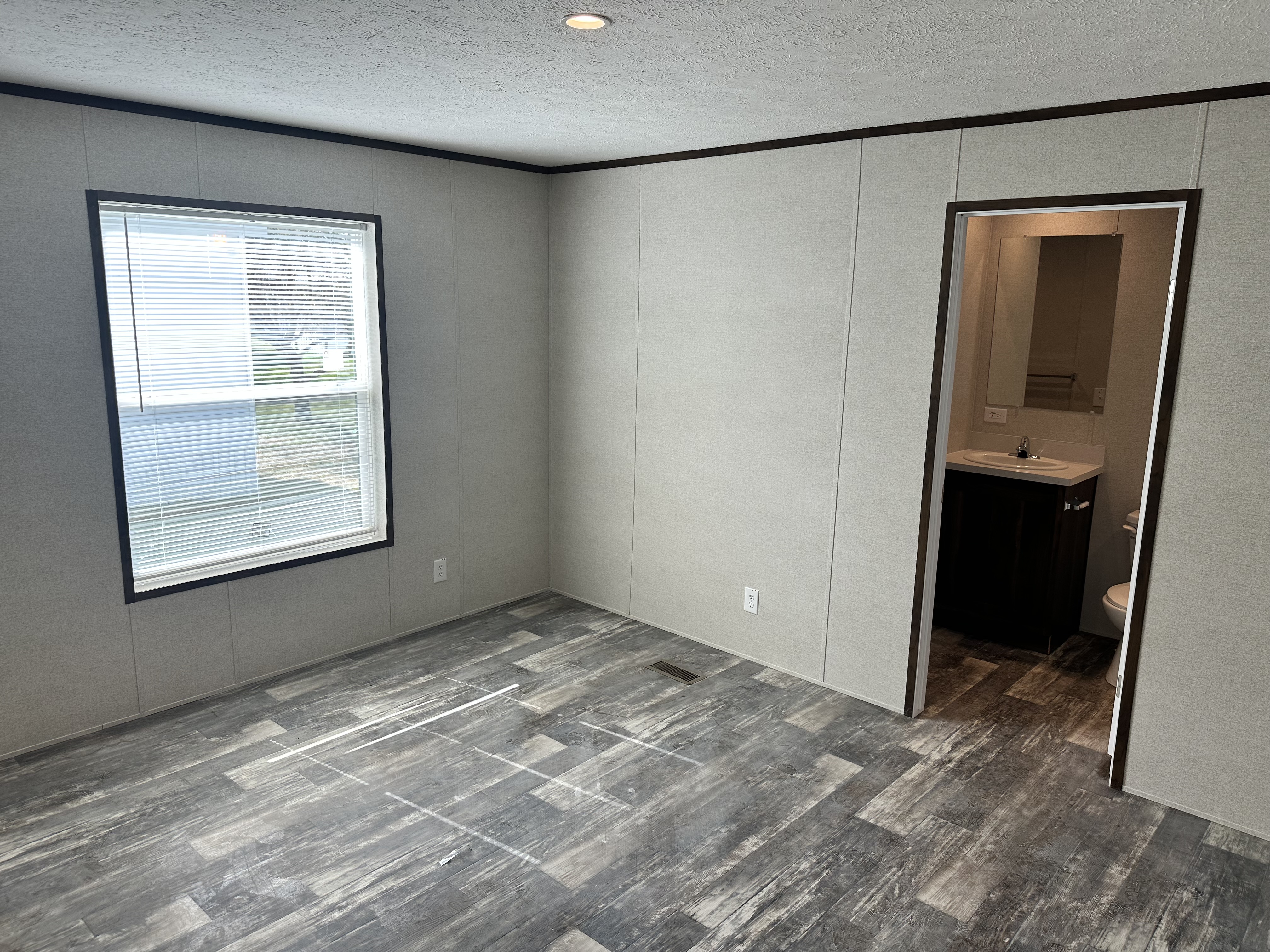 A photo of the Lakeshore Terrace Home
