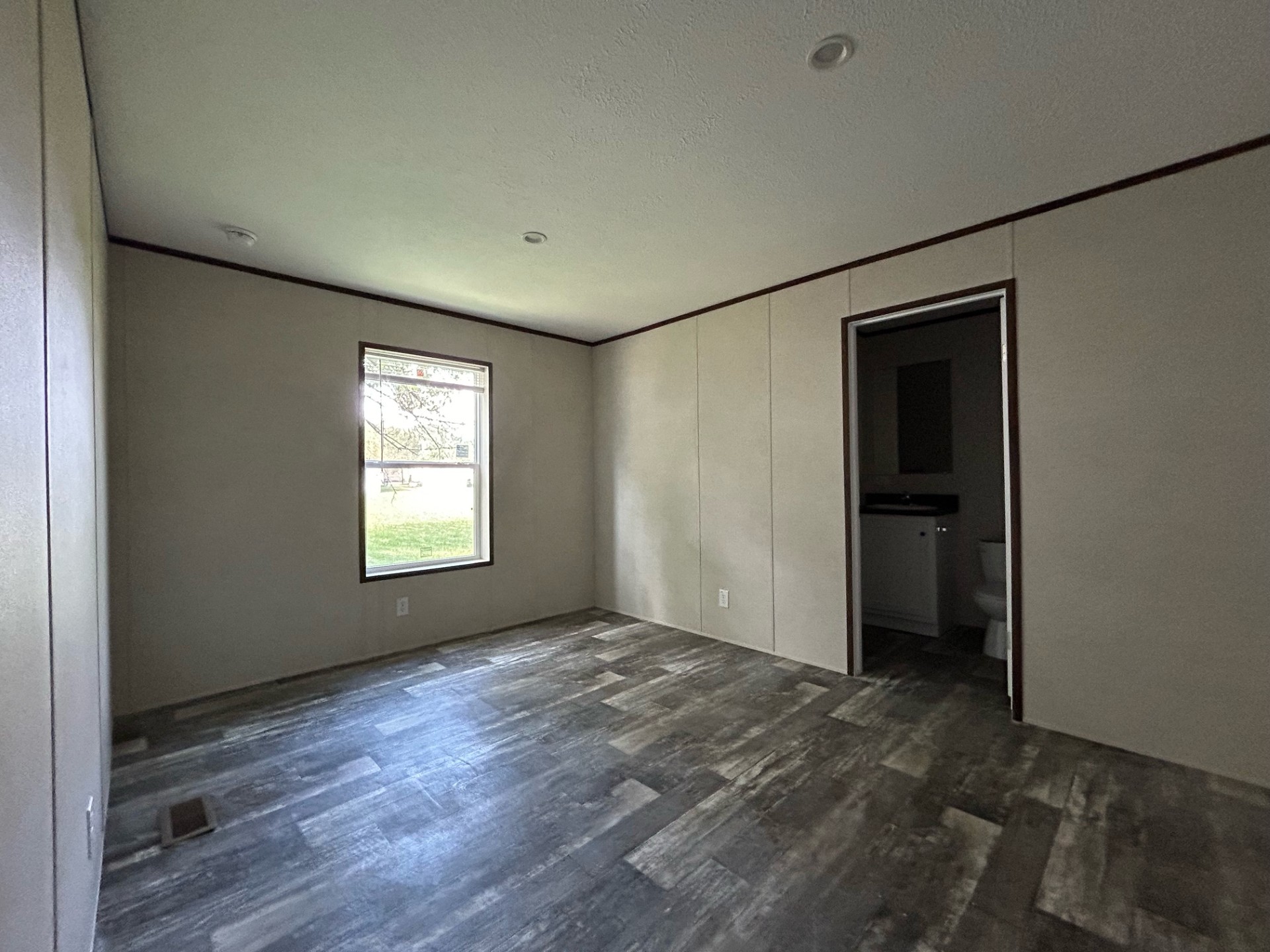 A photo of the Colonial Gardens Home