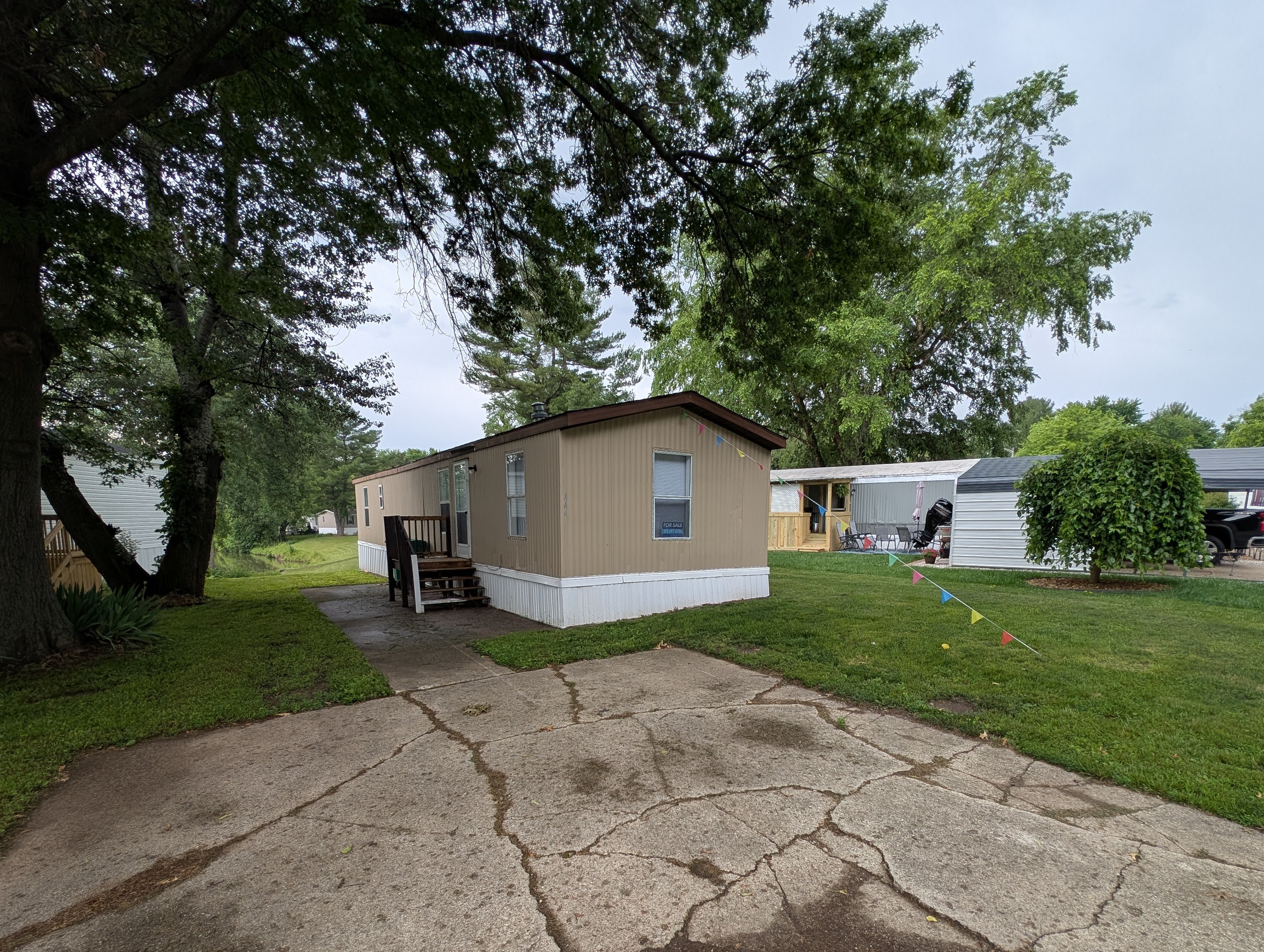 A photo of the Deluxe Lake Estates Home