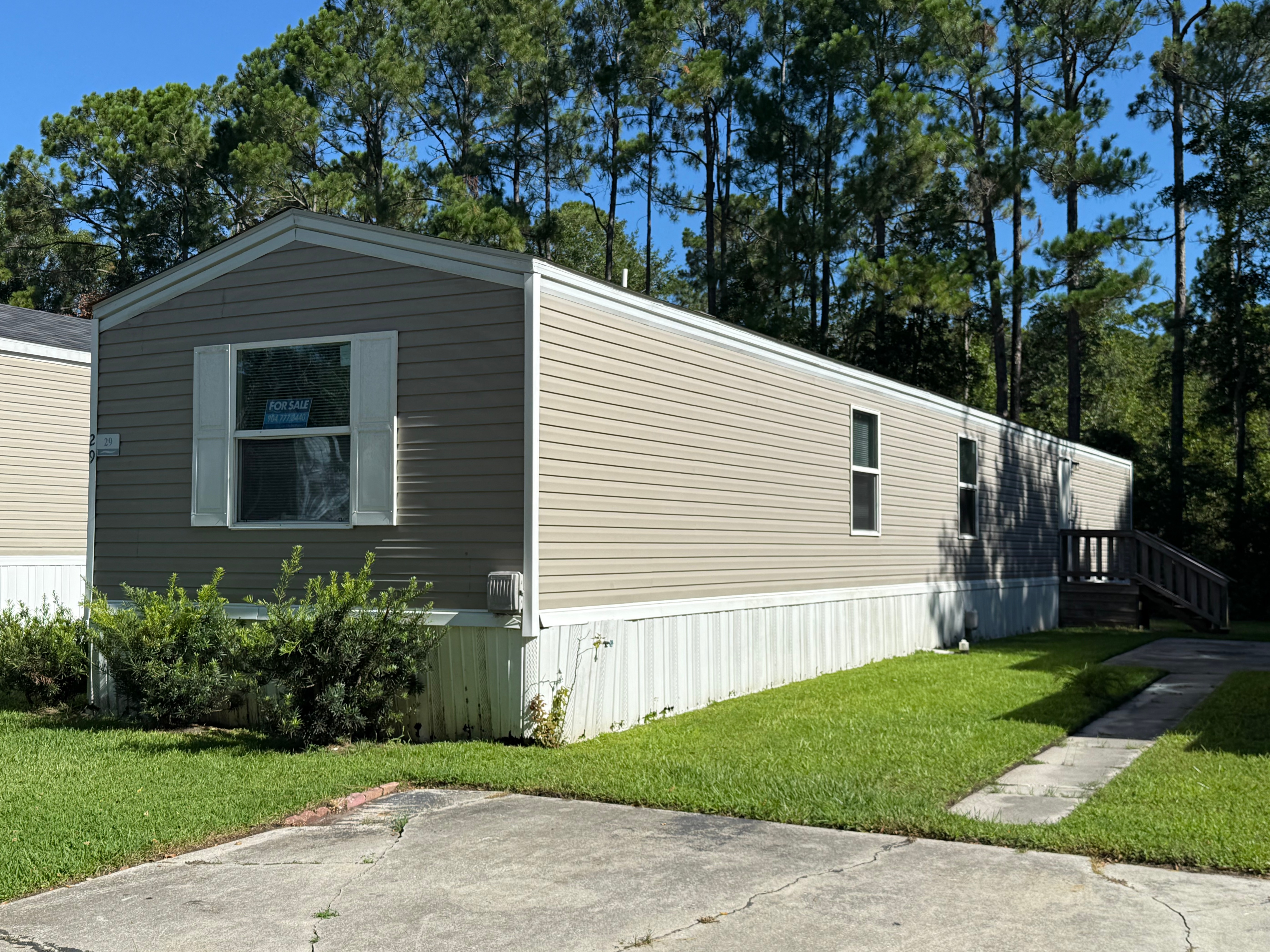 A photo of the Deerpointe Home