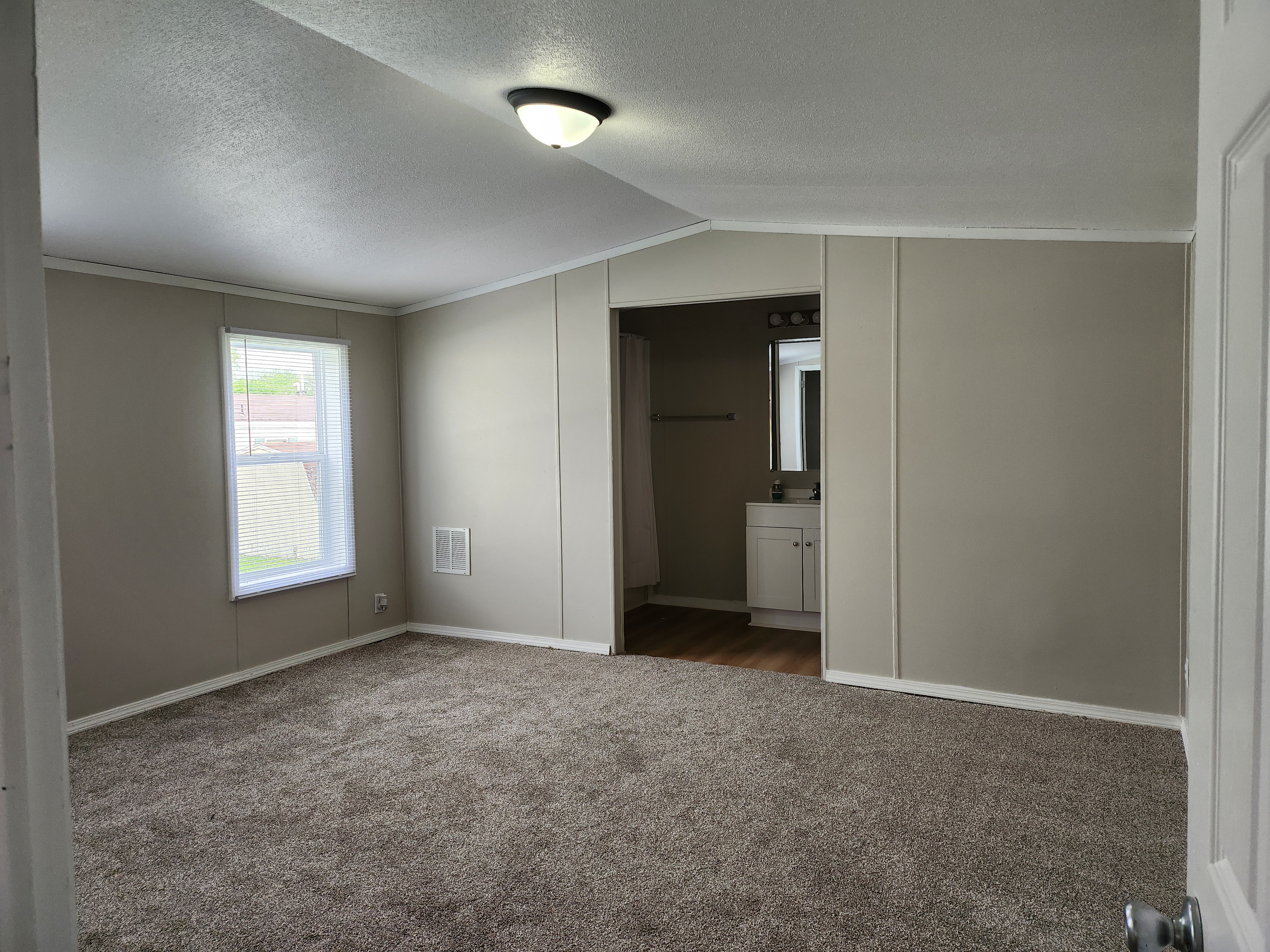 A photo of the Meadowview Farms Home