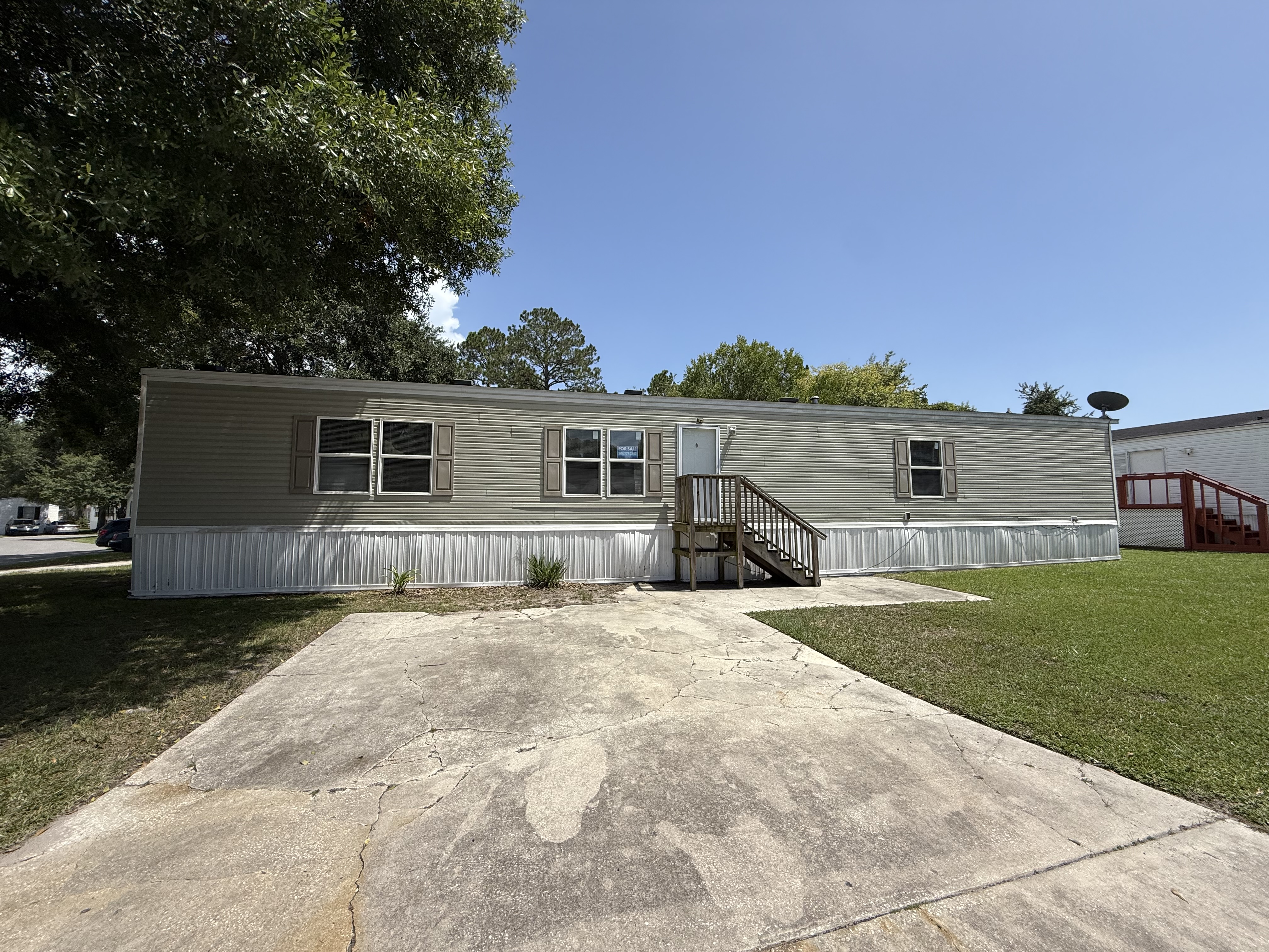 A photo of the Deerpointe Home