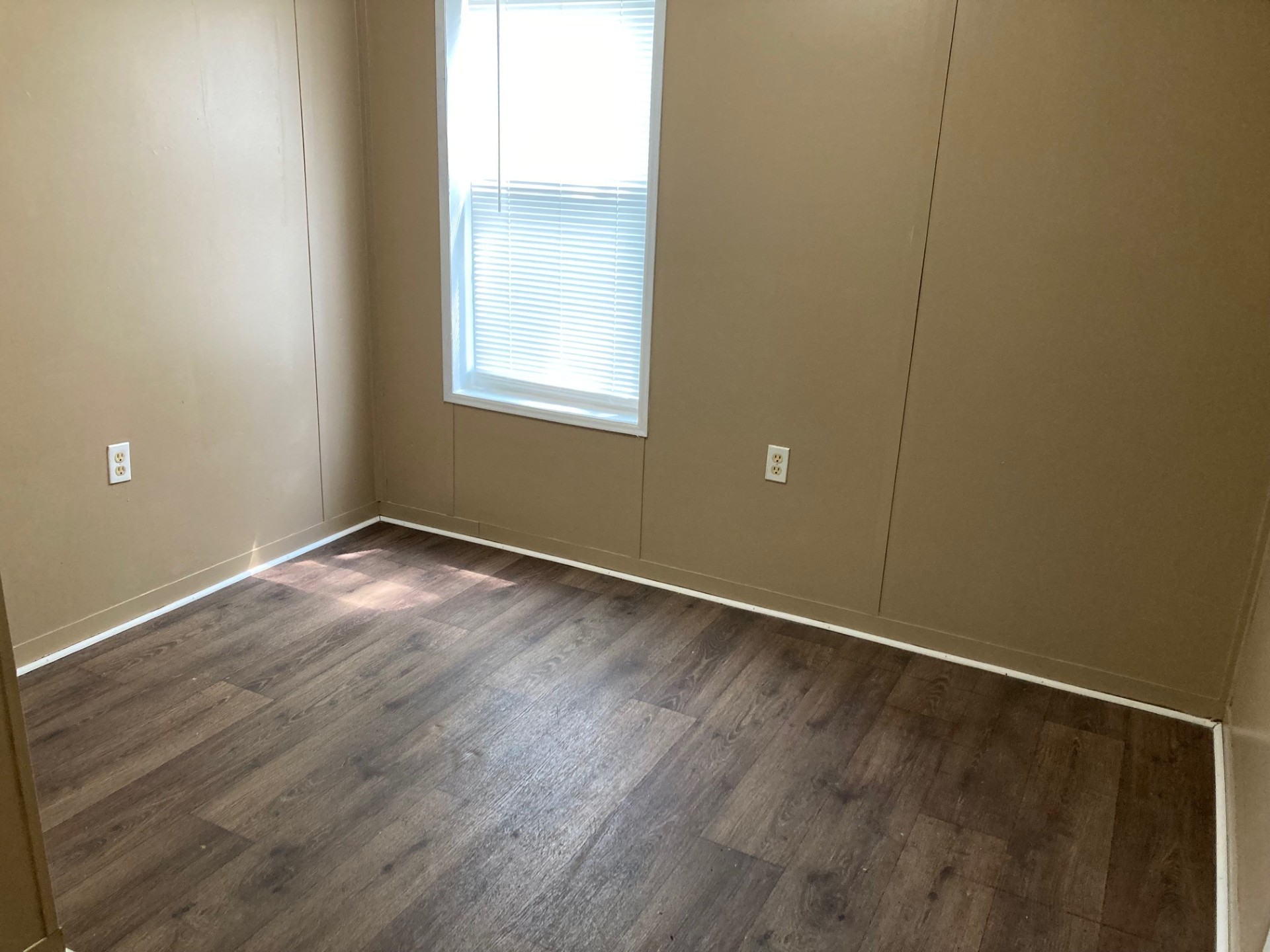 A photo of the Oakwood Home