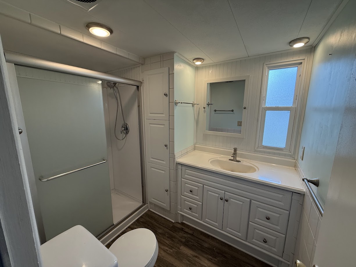 A photo of the Bayshore Windmill Village Home