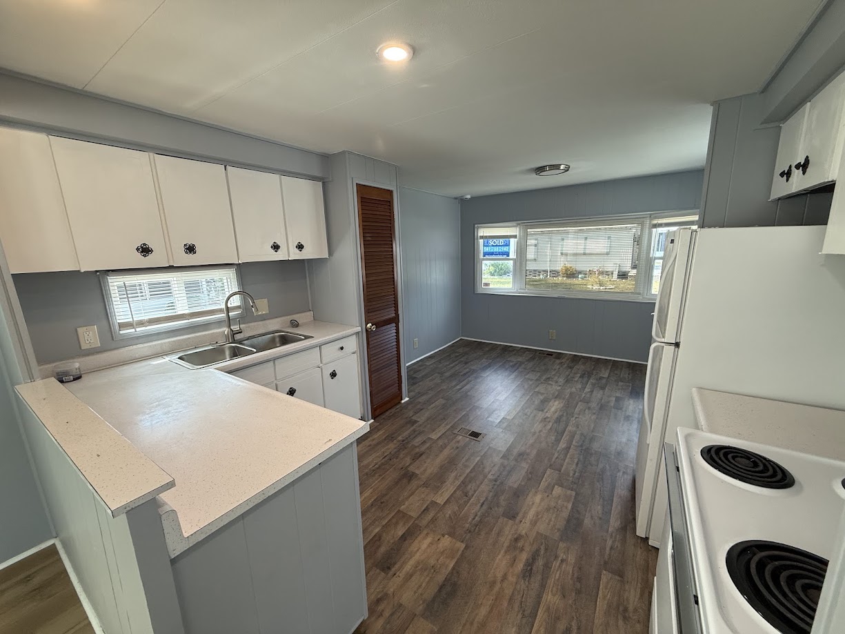 A photo of the Bayshore Windmill Village Home