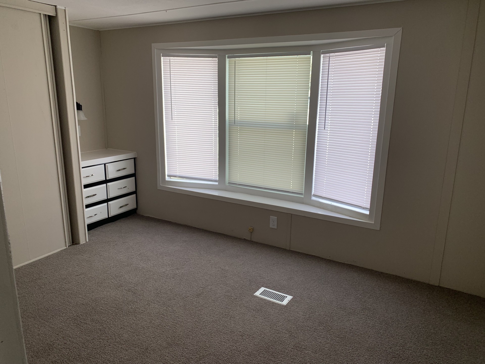 A photo of the Edwardsburg Estates Home