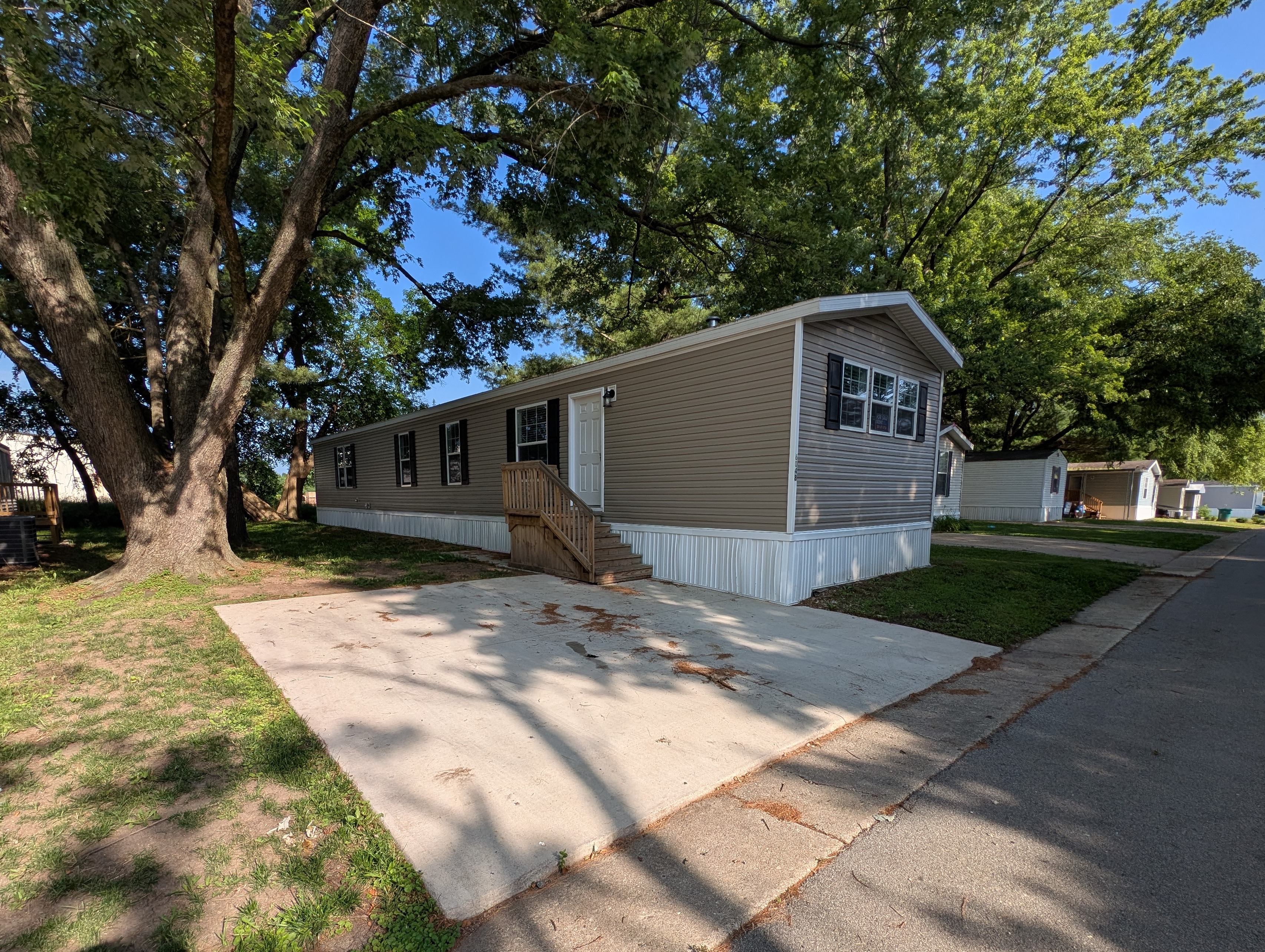 A photo of the Deluxe Lake Estates Home