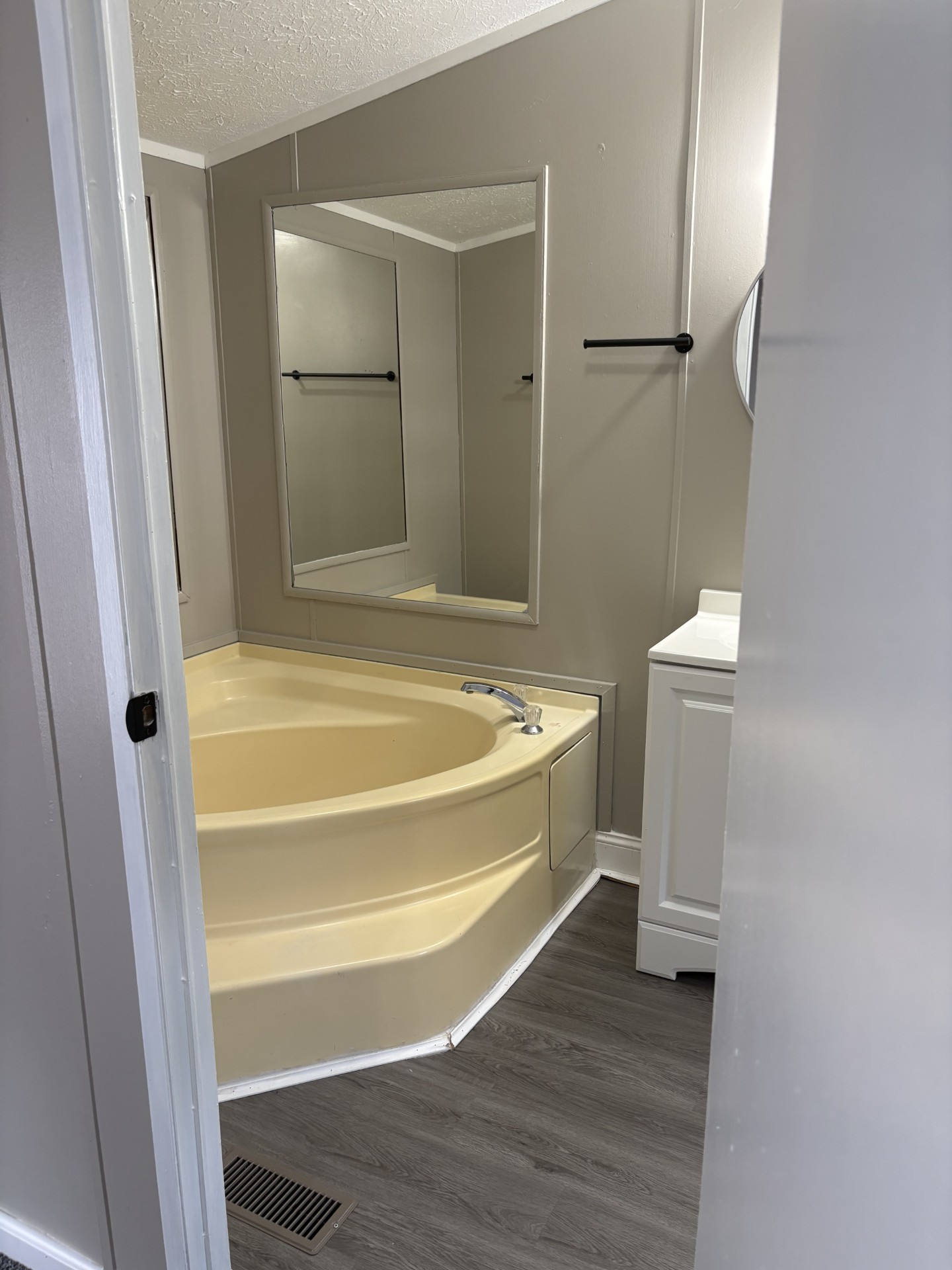 A photo of the Cedarwood Trails Home