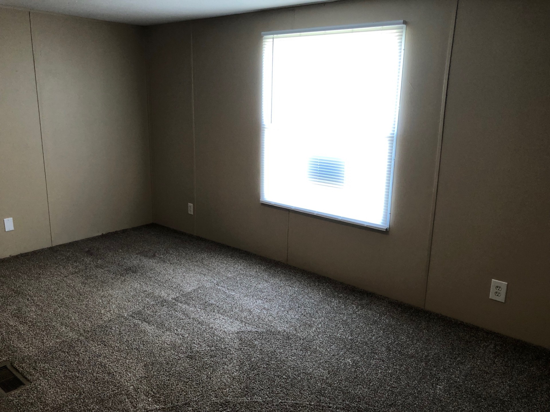 A photo of the Navajo Lake Estates Home