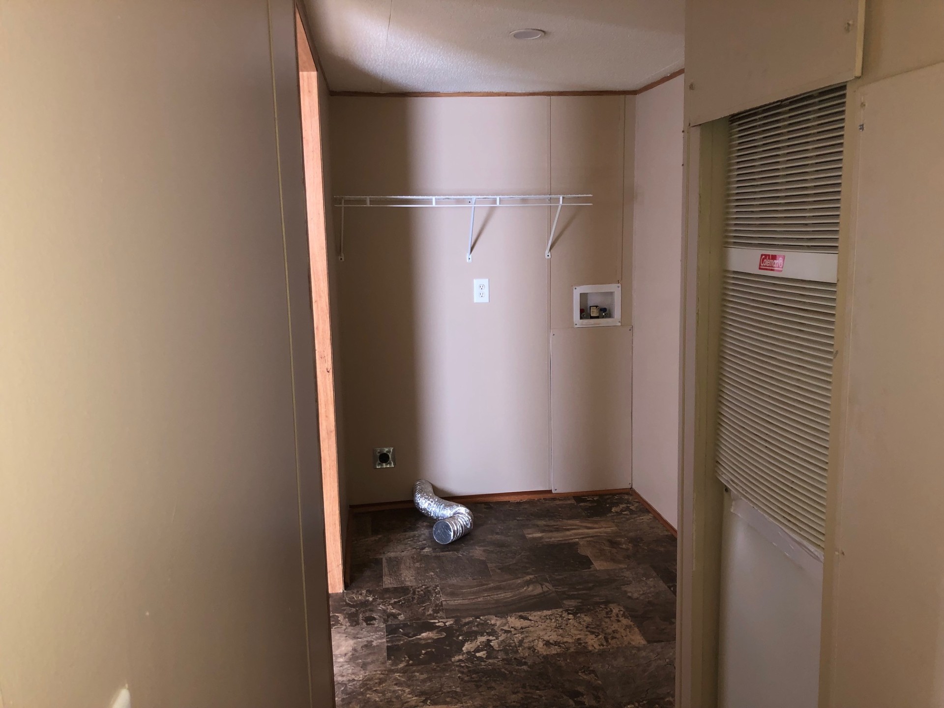 A photo of the Navajo Lake Estates Home