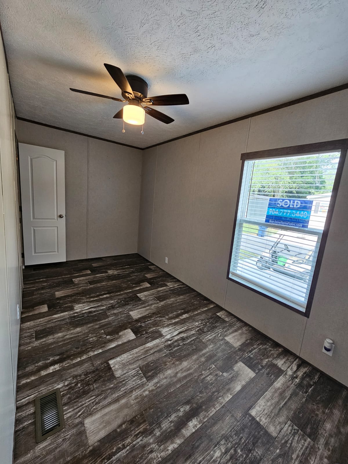 A photo of the Deerpointe Home