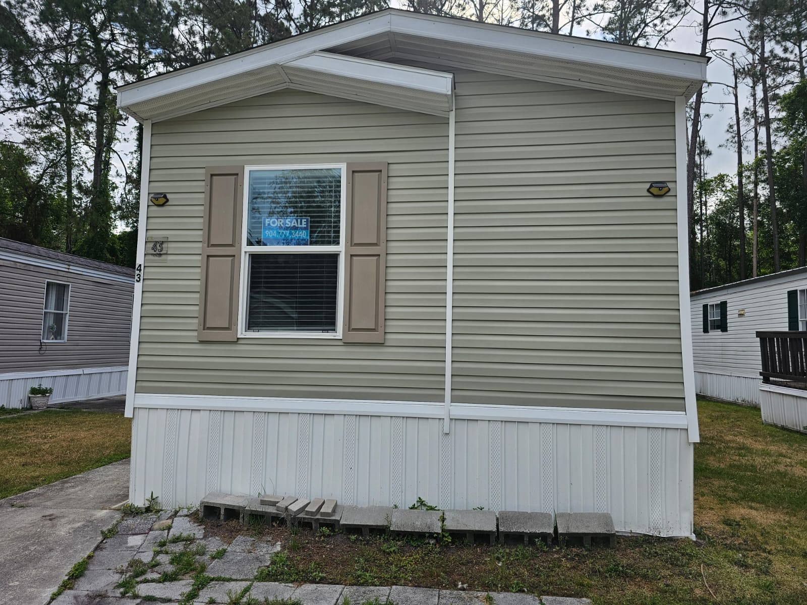 A photo of the Deerpointe Home