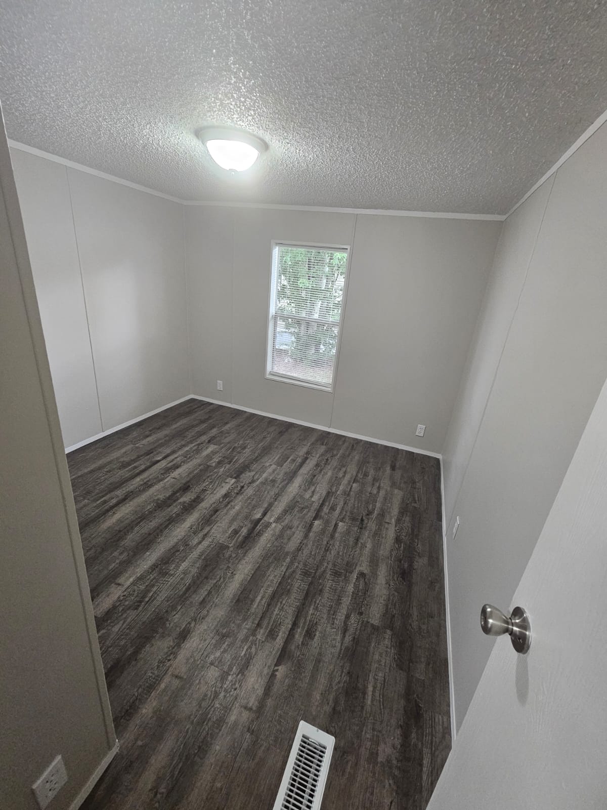 A photo of the Deerpointe Home
