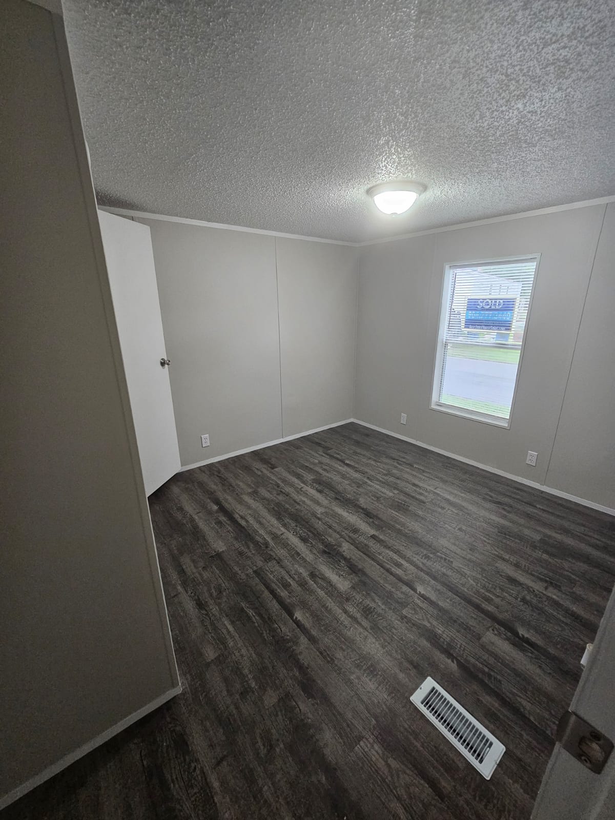 A photo of the Deerpointe Home