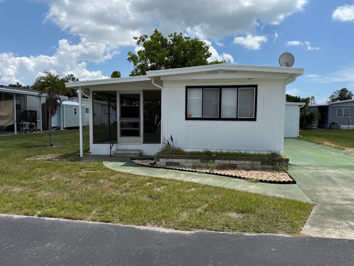 A photo of the Bayshore Windmill Village Home