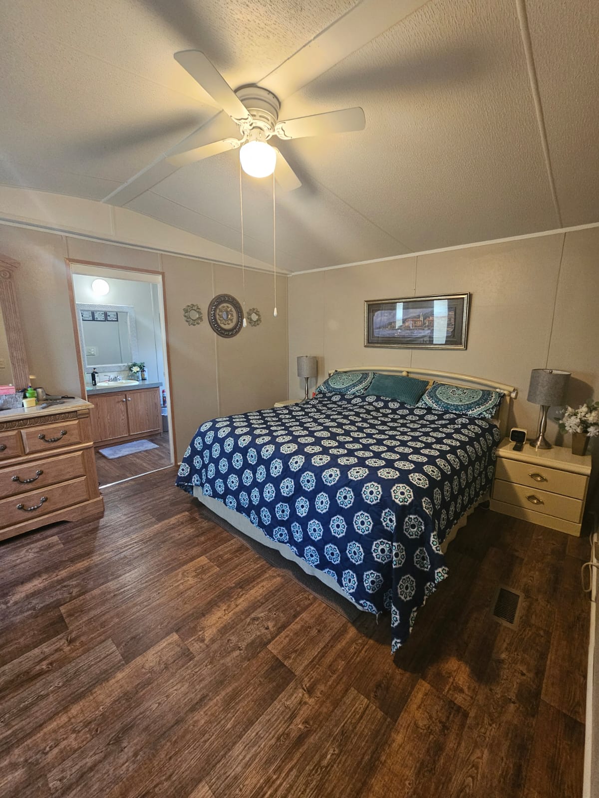 A photo of the Deerpointe Home