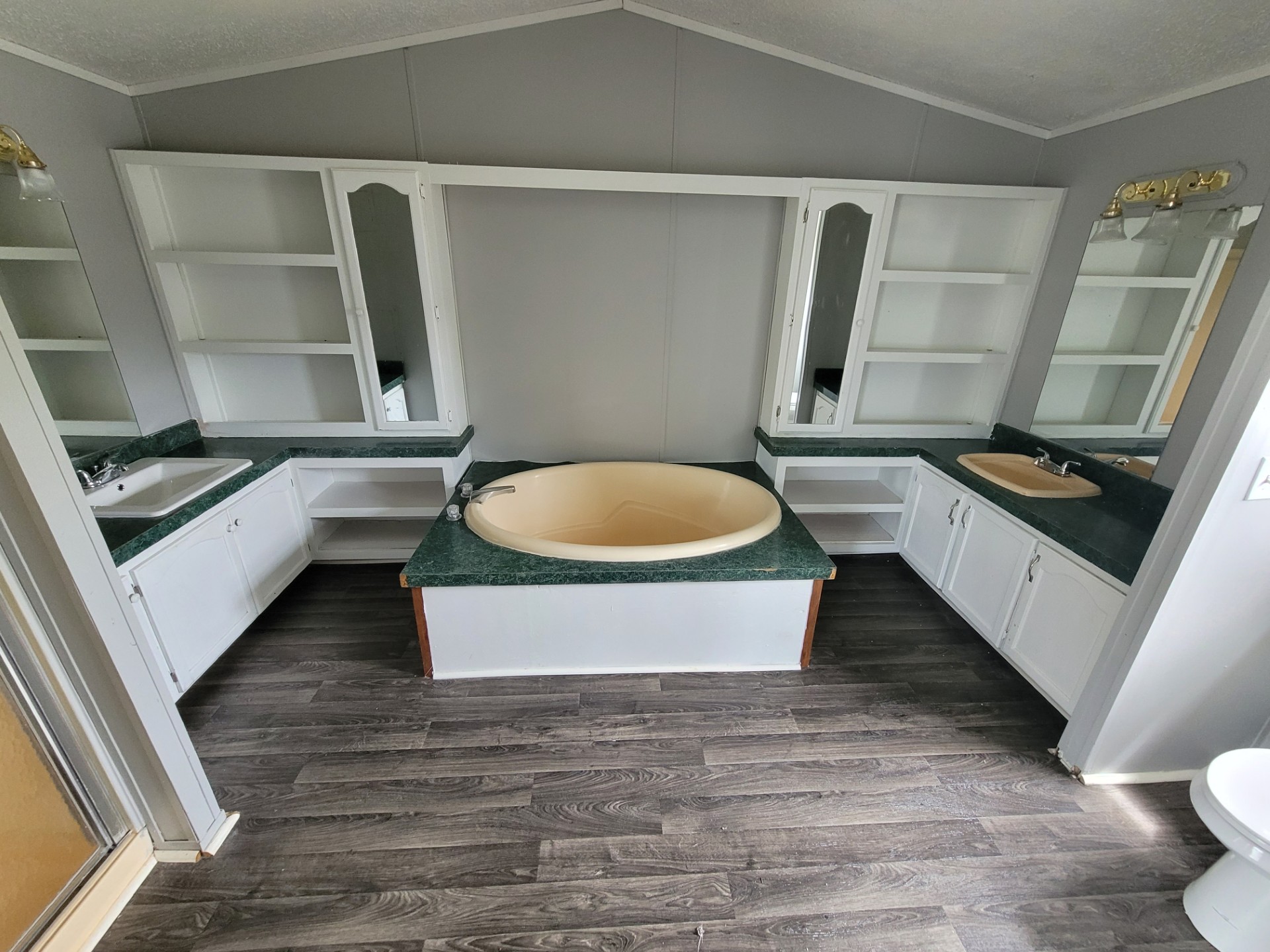 A photo of the Stonecrest Manor Home