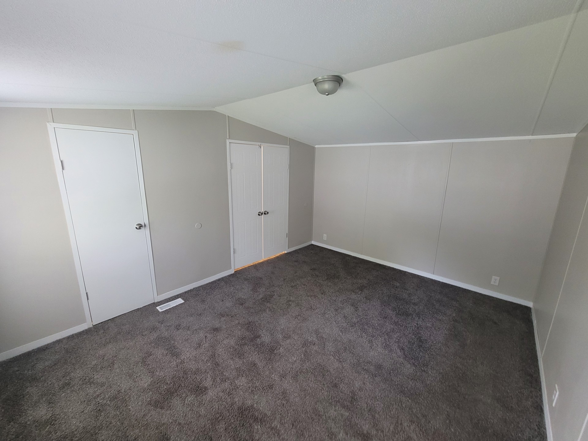 A photo of the Stonecrest Manor Home