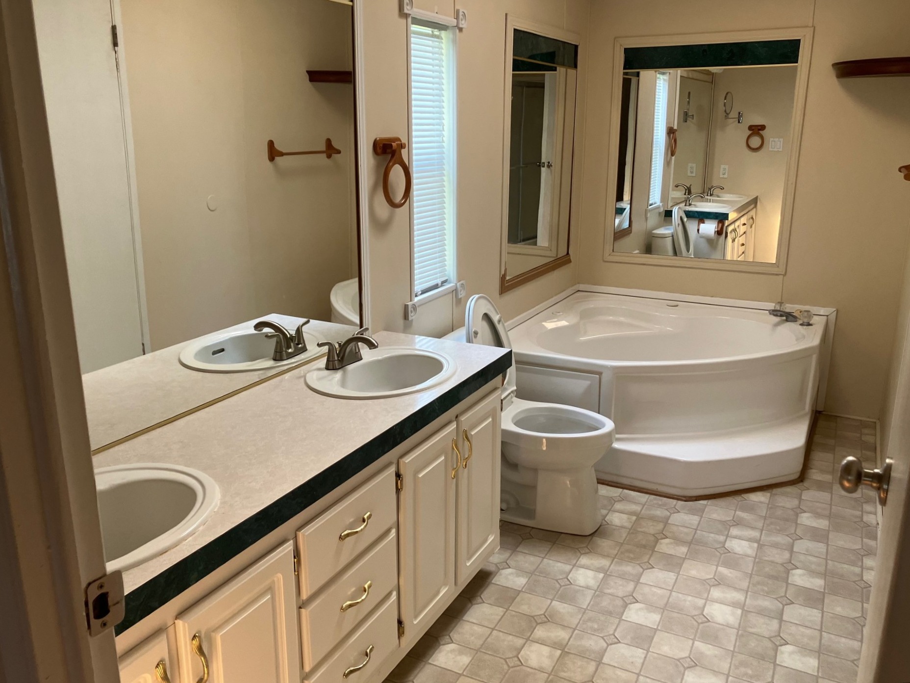 A photo of the Creekside Home