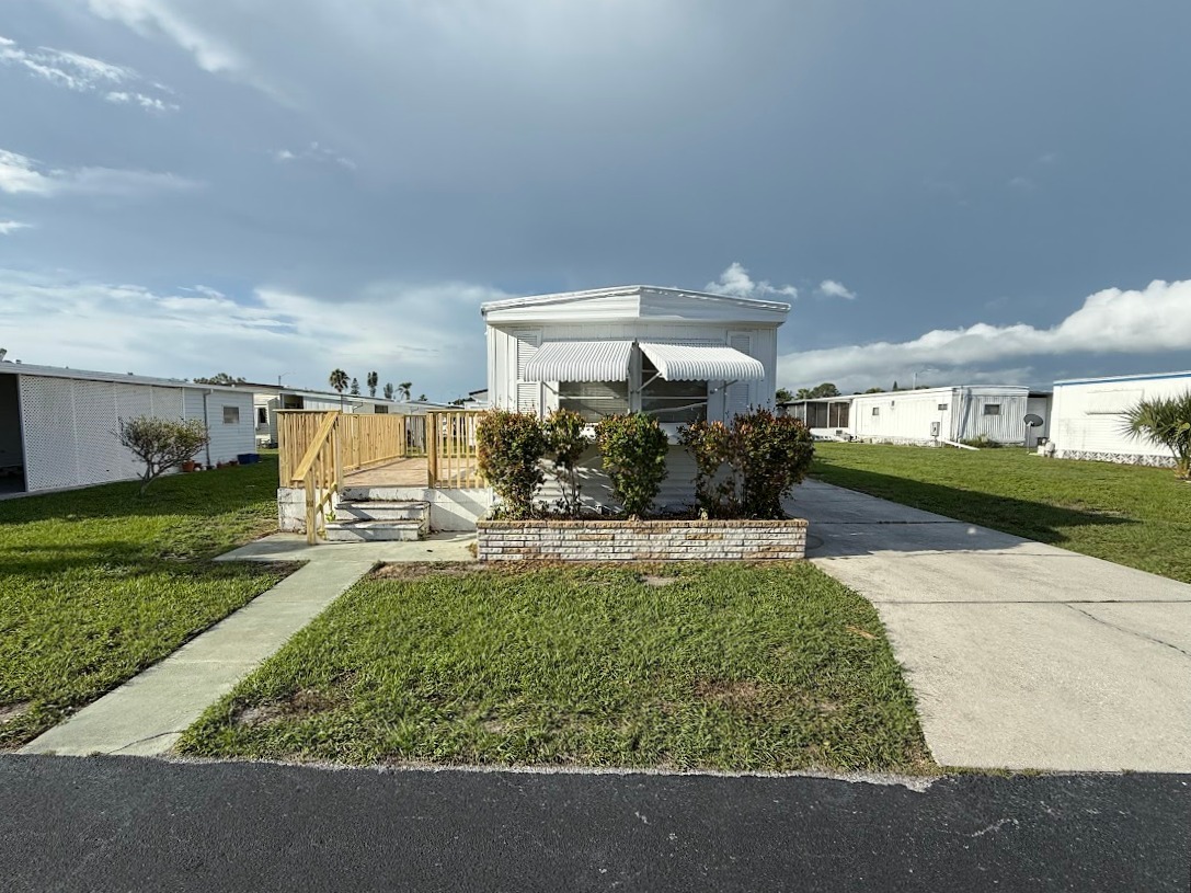 A photo of the Bayshore Windmill Village Home