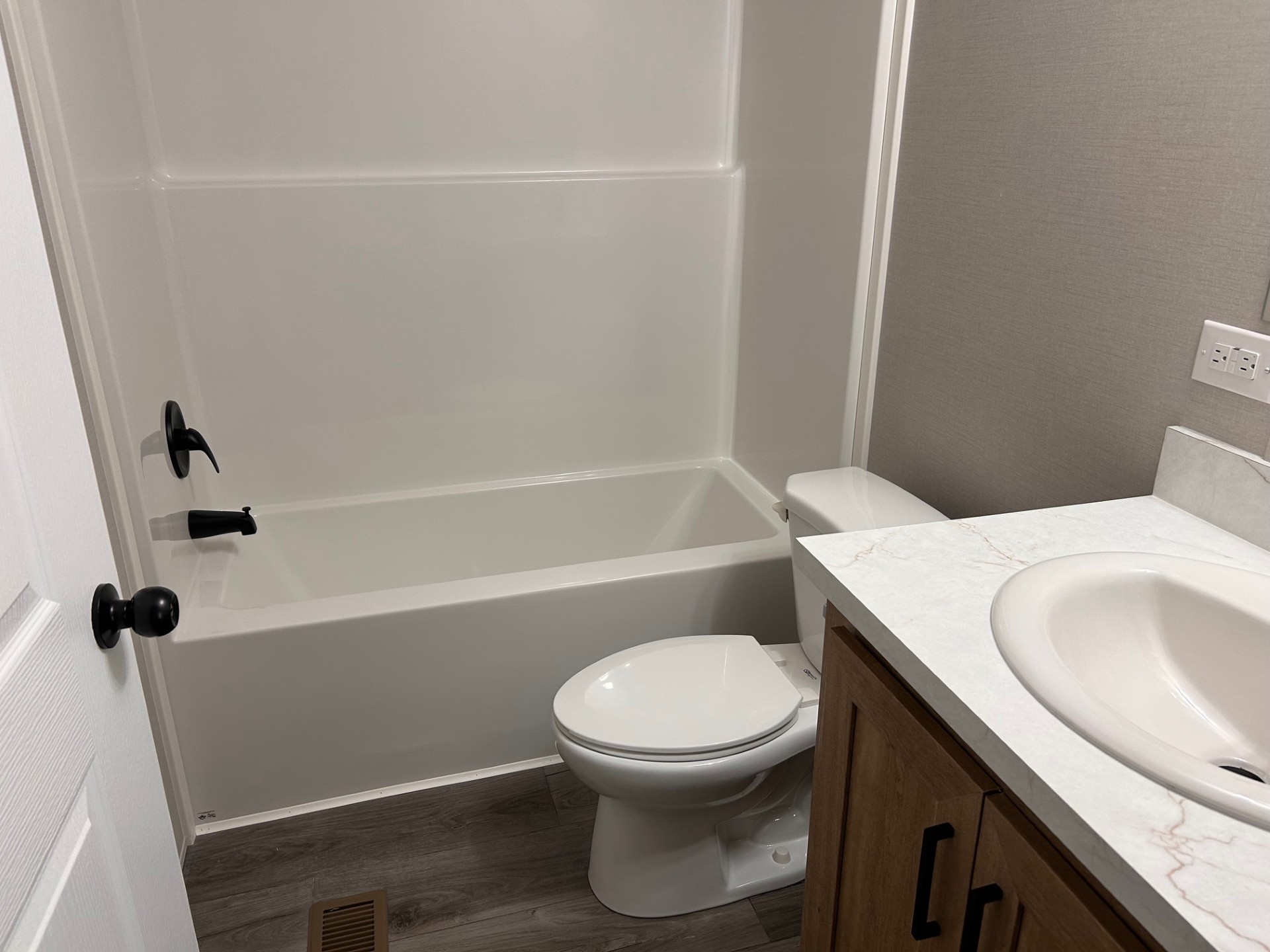 A photo of the Oakwood Home