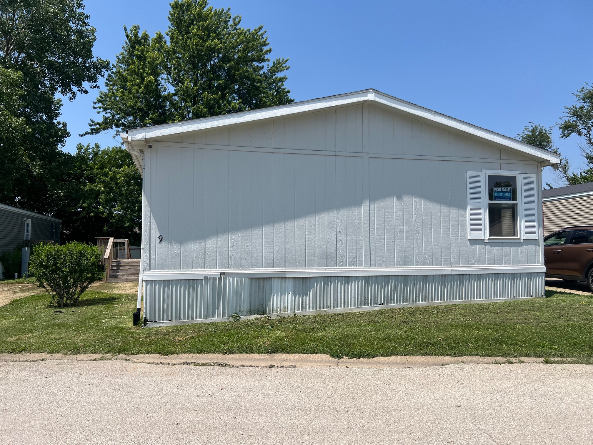 A photo of the Springdale Lake Home