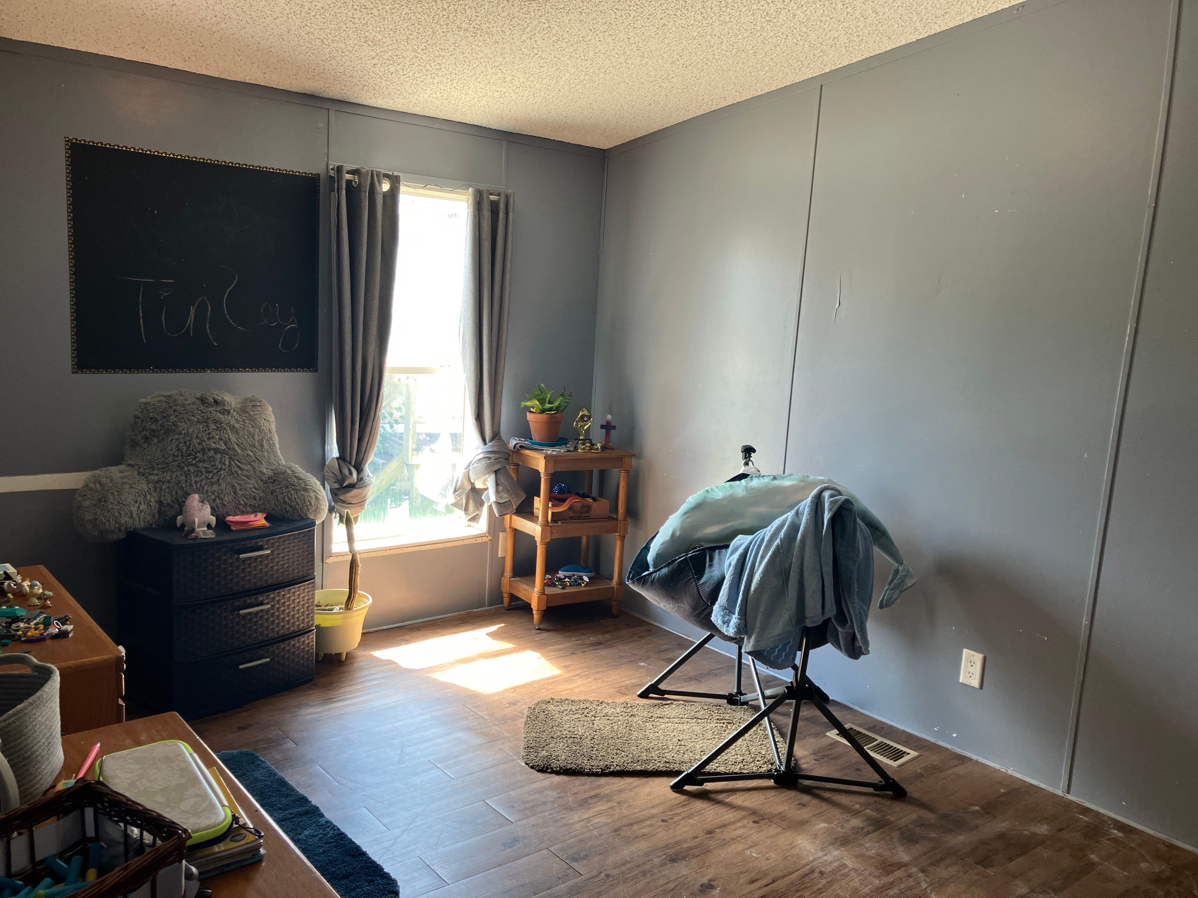 A photo of the Navajo Lake Estates Home
