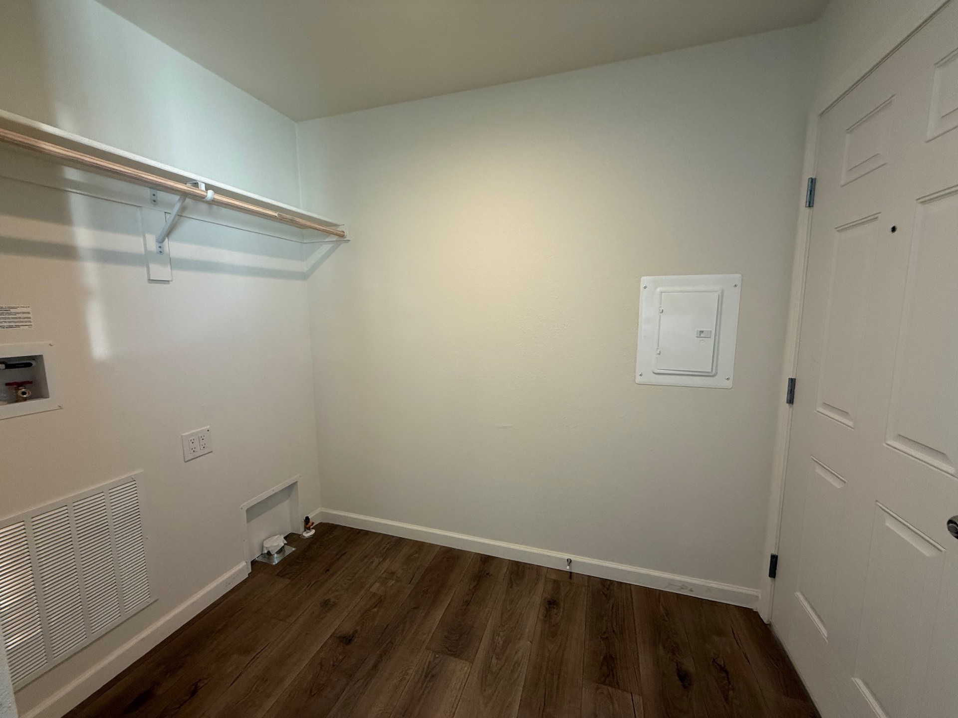 A photo of the River Oaks Home