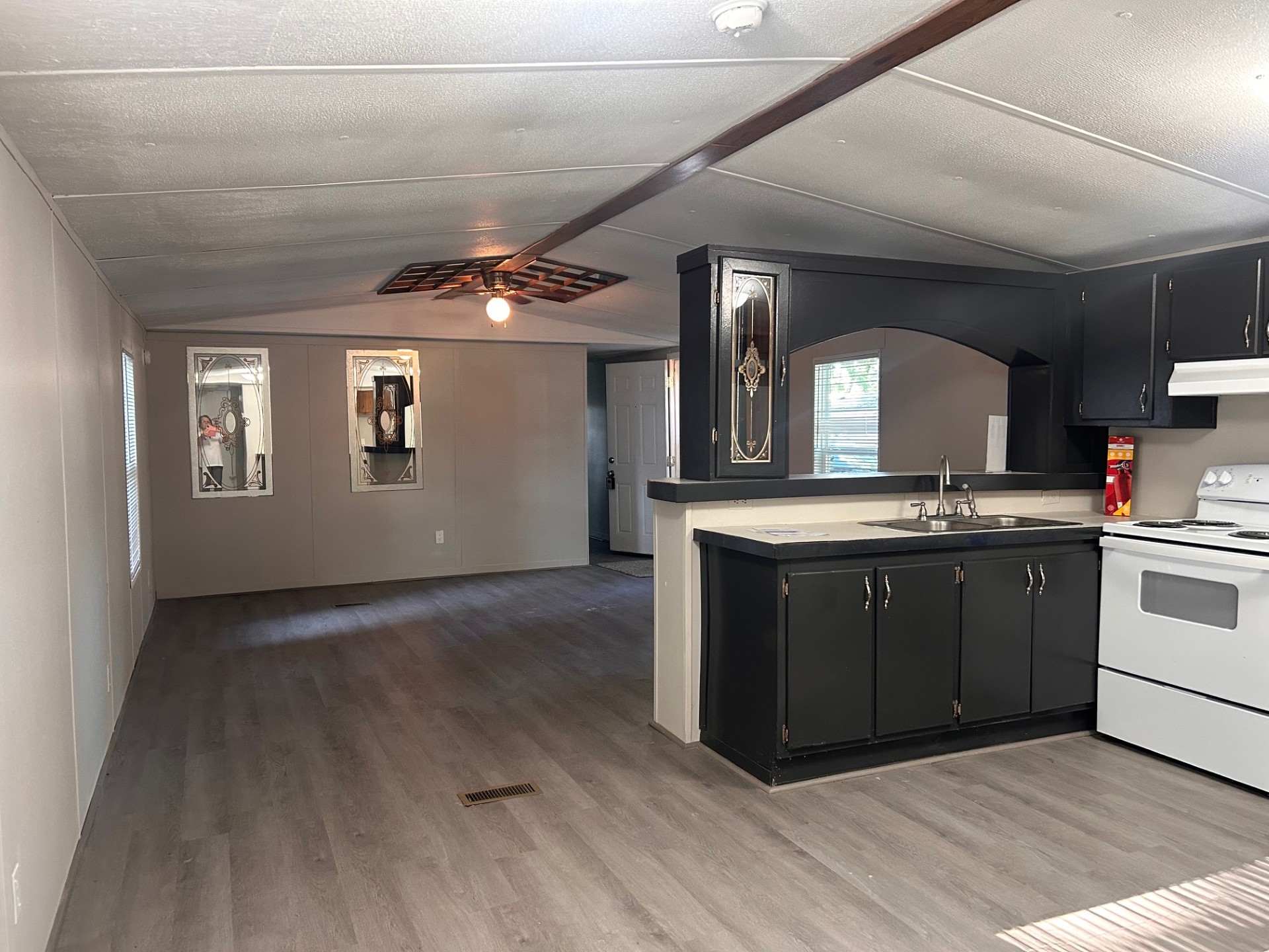 A photo of the Oakwood Home