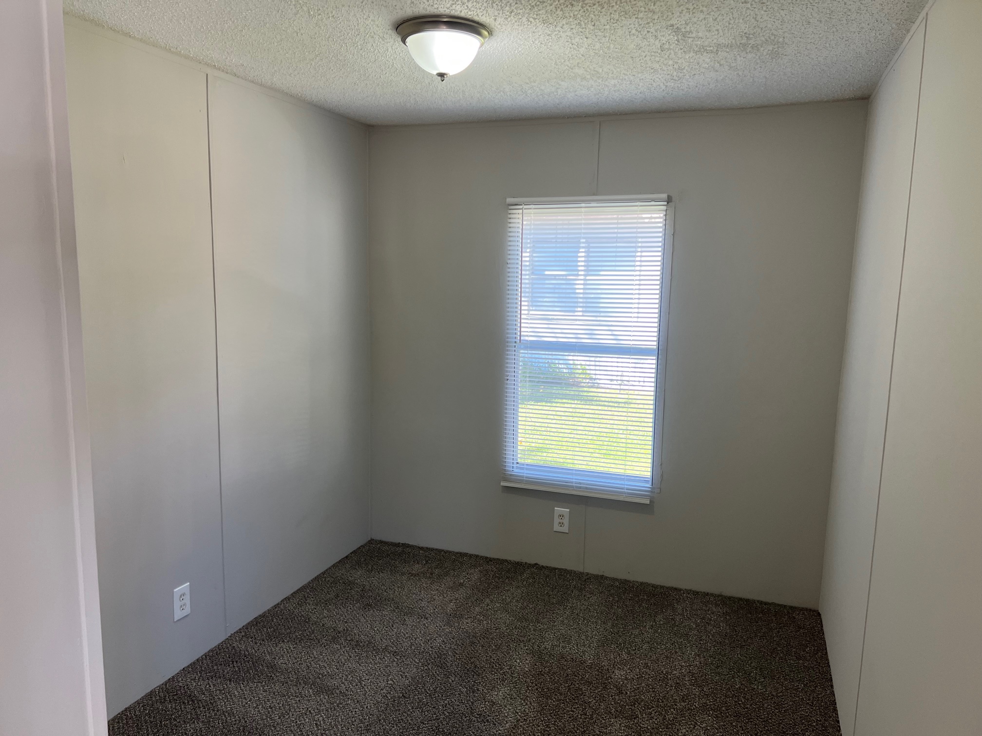 A photo of the Springdale Lake Home