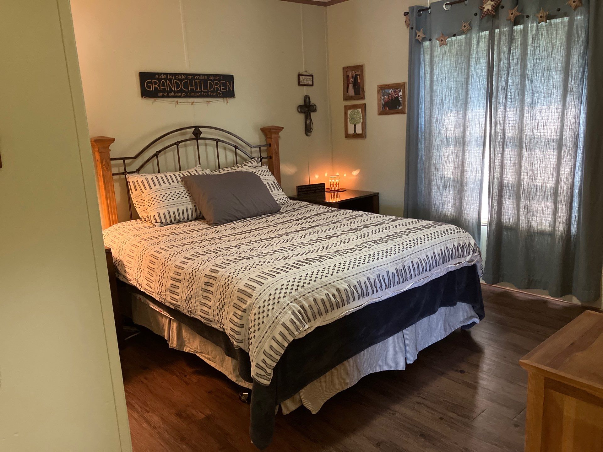A photo of the Navajo Lake Estates Home