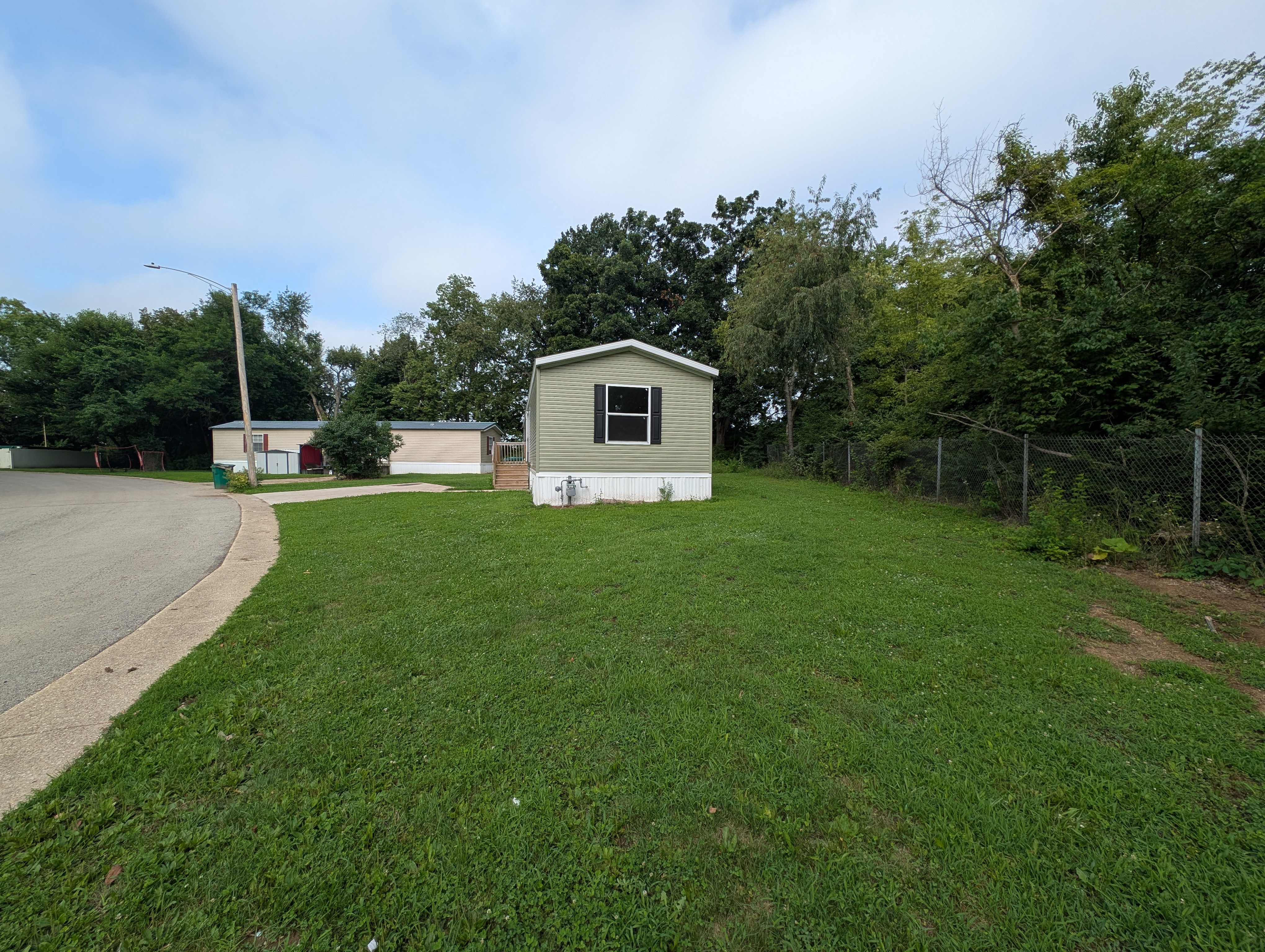 A photo of the Deluxe Lake Estates Home