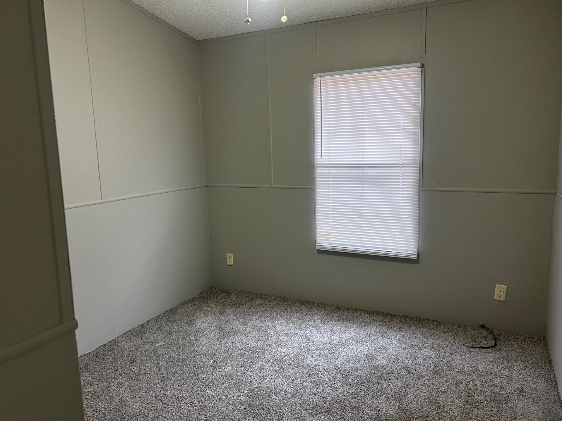 A photo of the Colonial Gardens Home