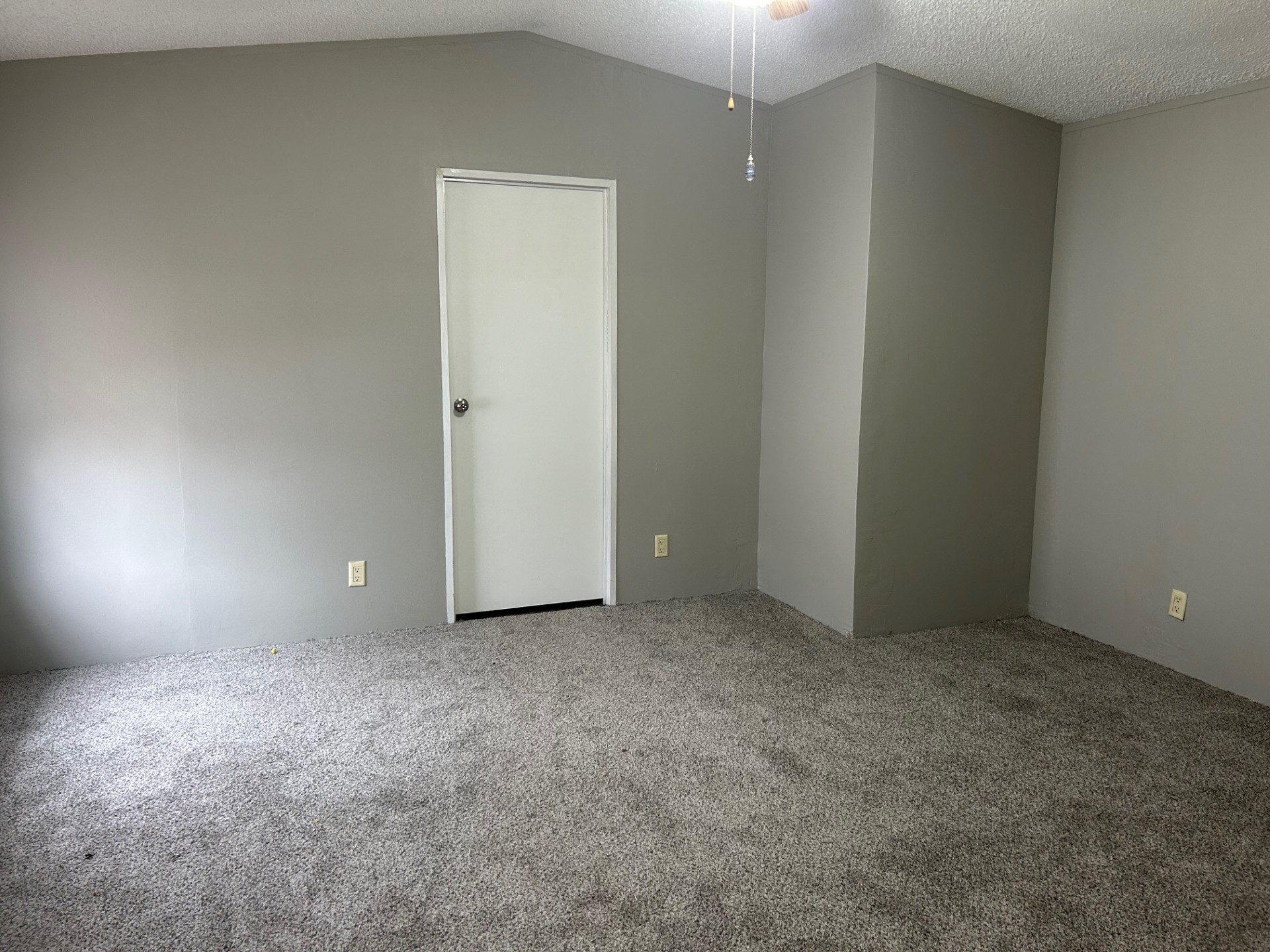 A photo of the Colonial Gardens Home