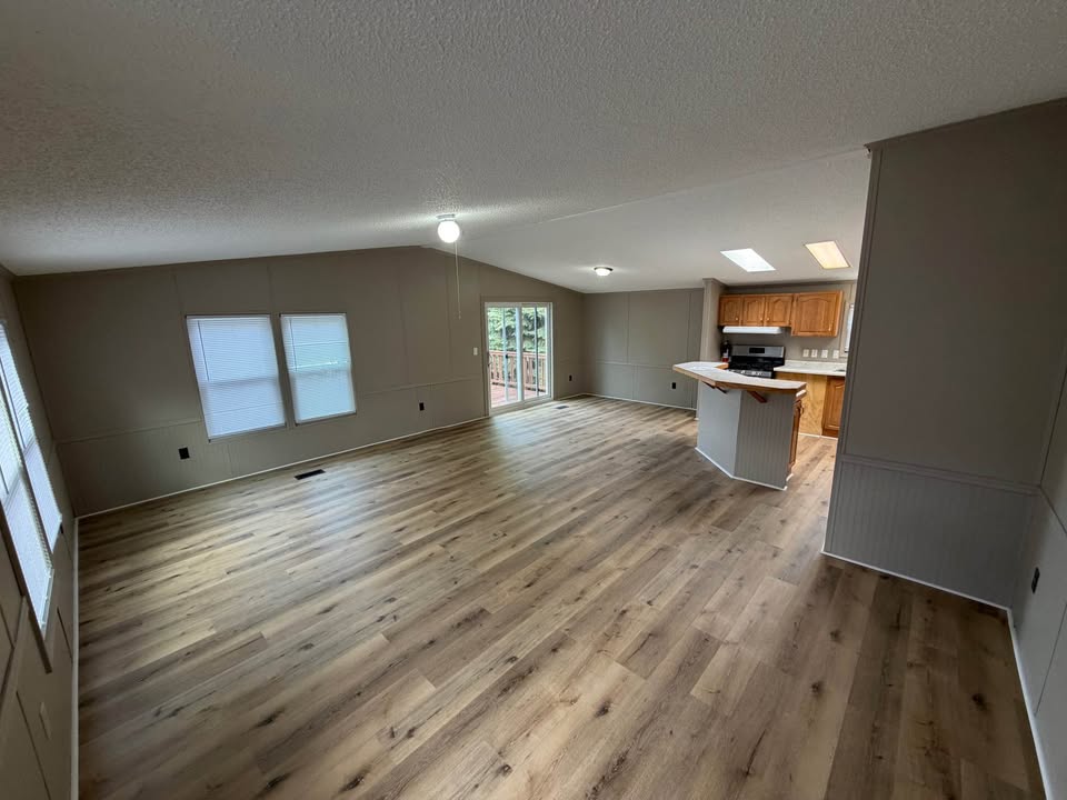 A photo of the Lakeshore Landing Home